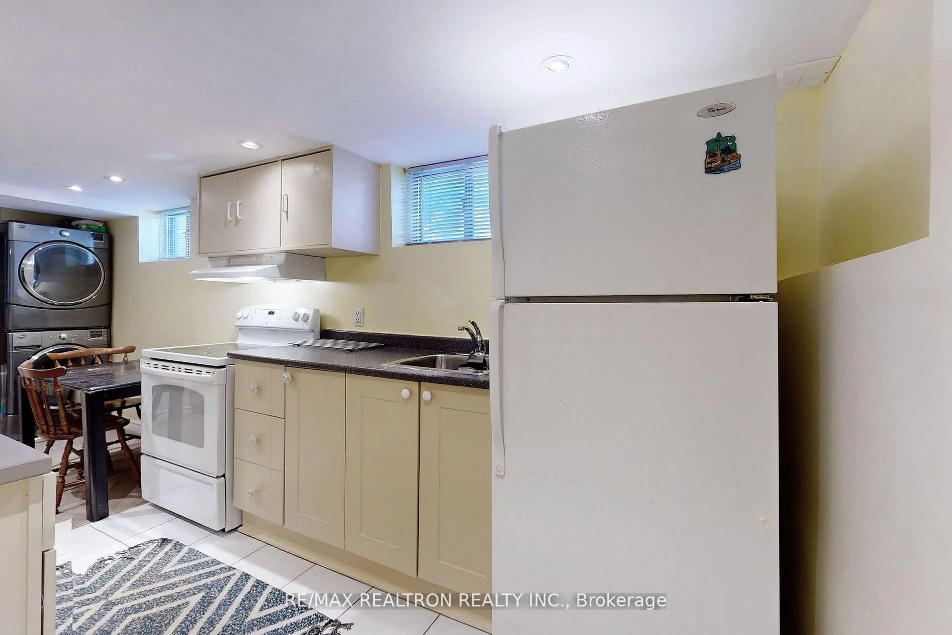 Photo 4 of Unit Lower, 84 Santamonica Boulevard, Scarborough, Clairlea-Birchmount — HOMEH