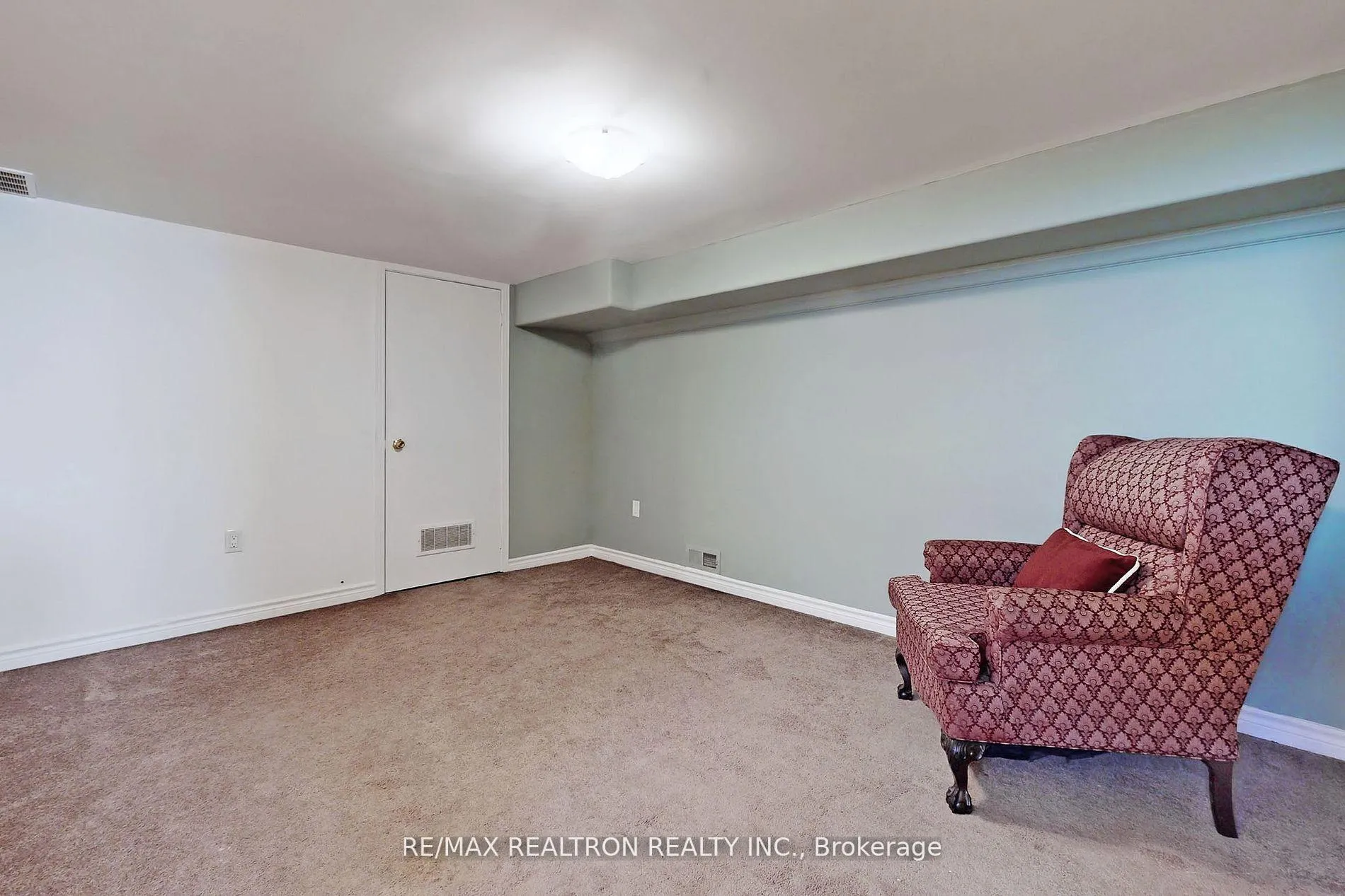 Photo 16 of Unit Lower, 84 Santamonica Boulevard, Scarborough, Clairlea-Birchmount — HOMEH