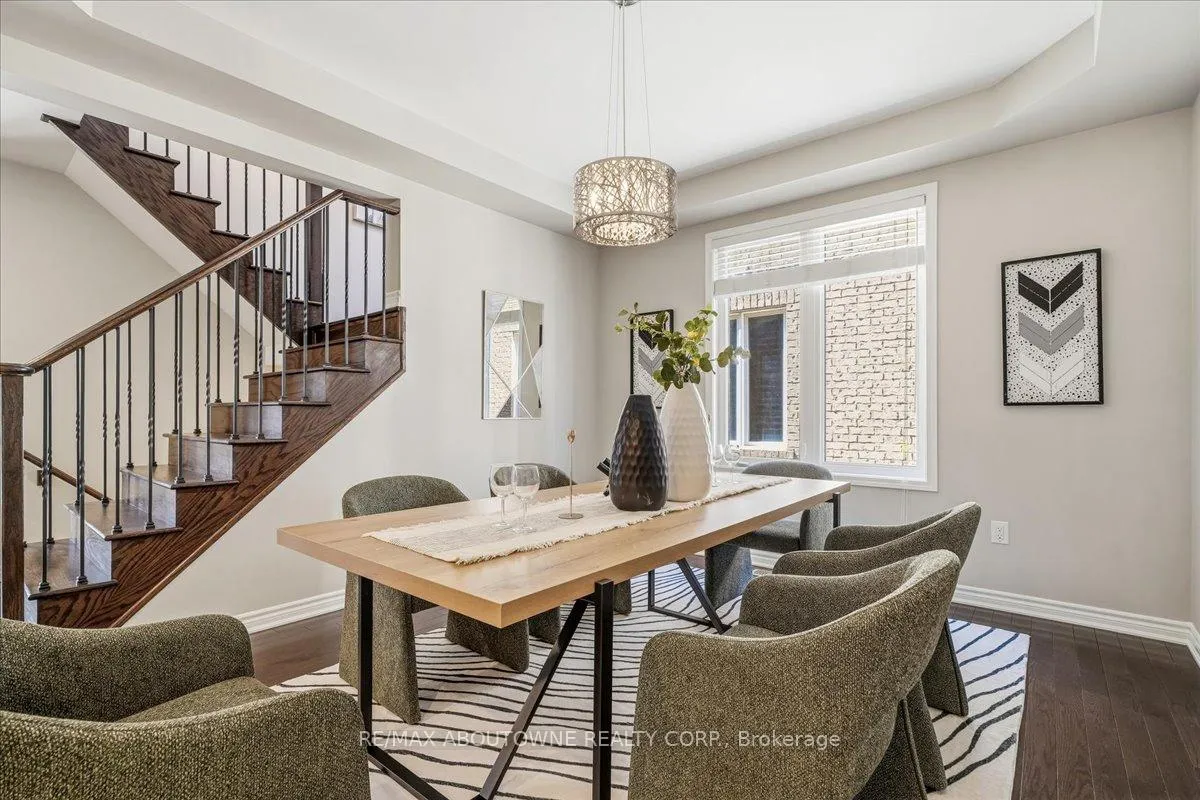 Photo 11 of 2383 Calloway Drive, Oakville, Westmount — HOMEH