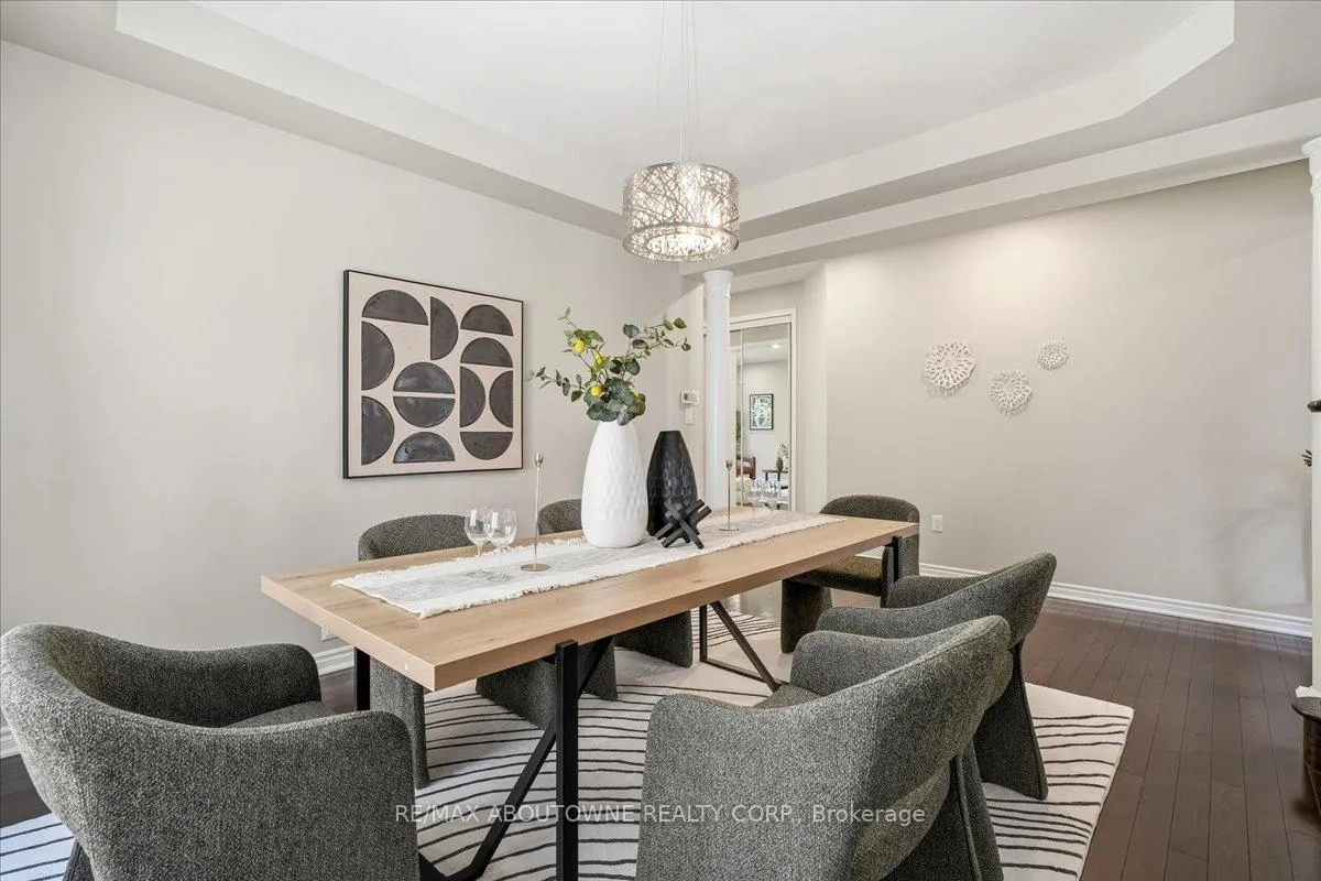 Photo 12 of 2383 Calloway Drive, Oakville, Westmount — HOMEH