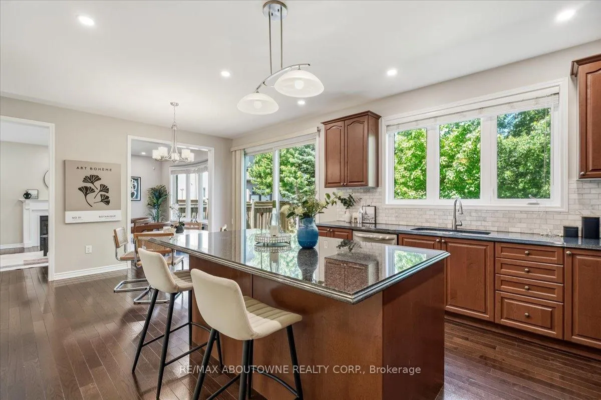 Photo 20 of 2383 Calloway Drive, Oakville, Westmount — HOMEH