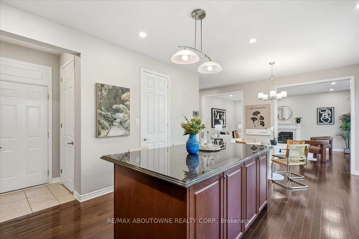 Photo 21 of 2383 Calloway Drive, Oakville, Westmount — HOMEH