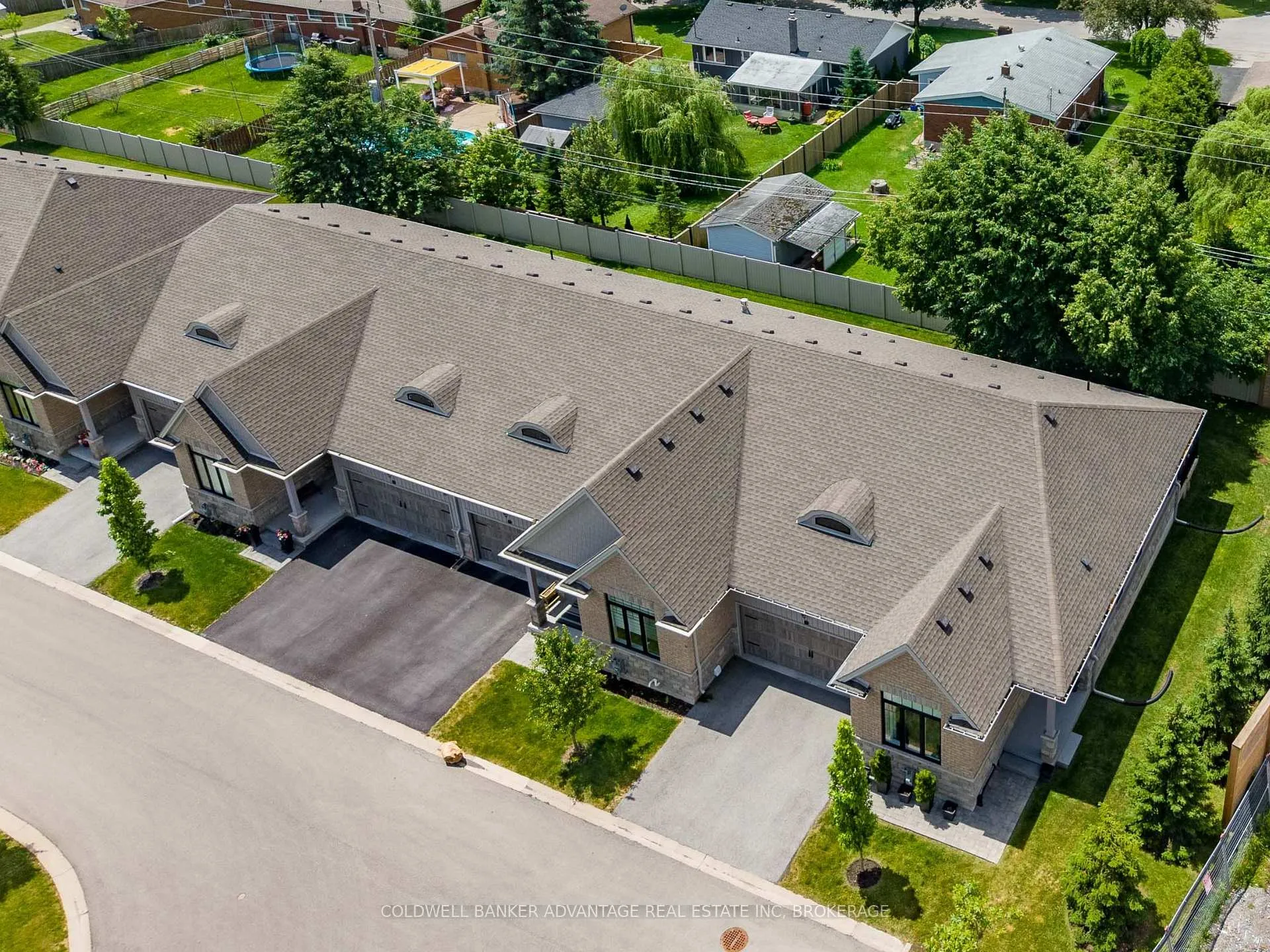 Photo 40 of 1 Borden Trail, Welland, Prince Charles — HOMEH