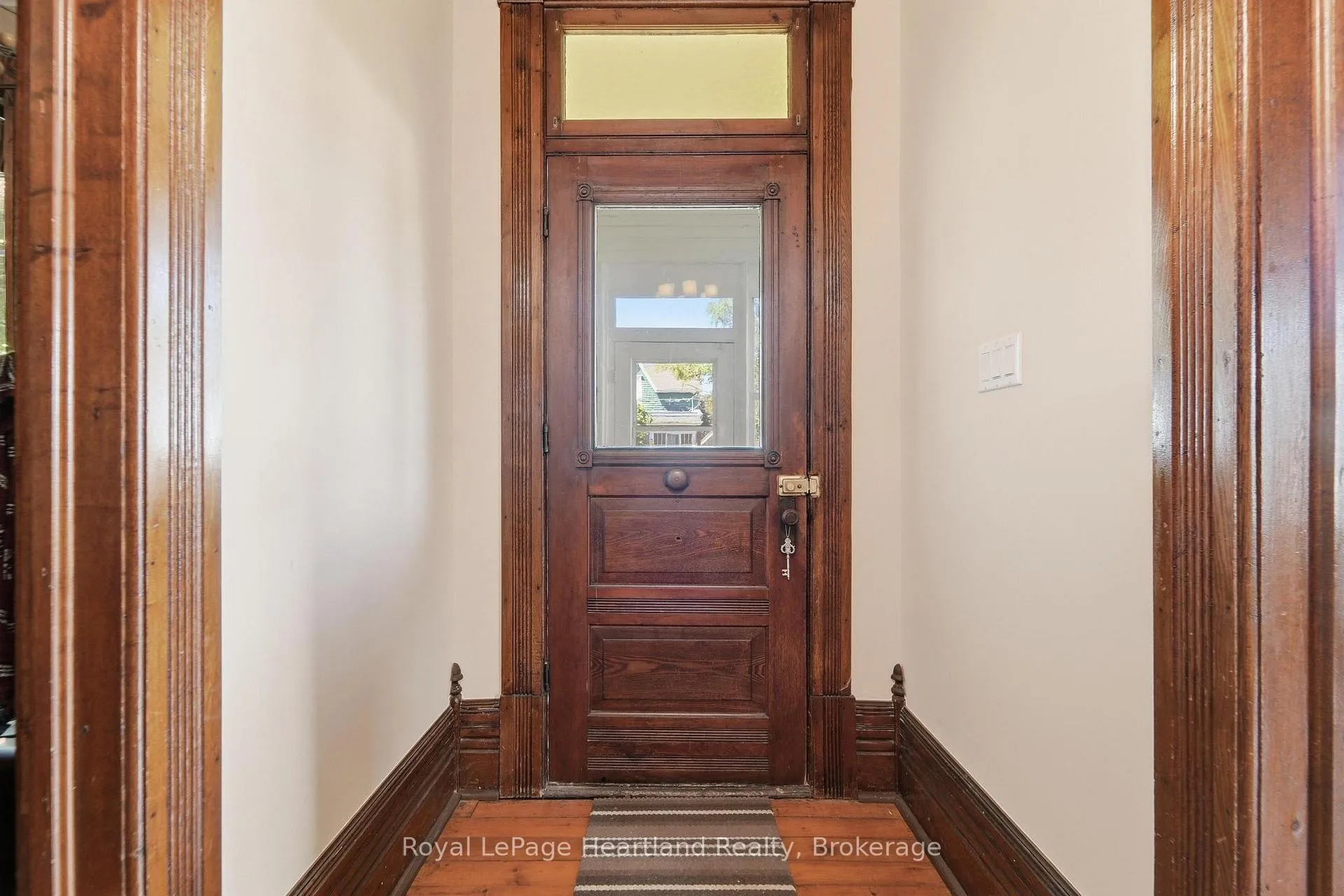 Photo 20 of 36 Trafalgar Street, Goderich, Goderich (Town) — HOMEH