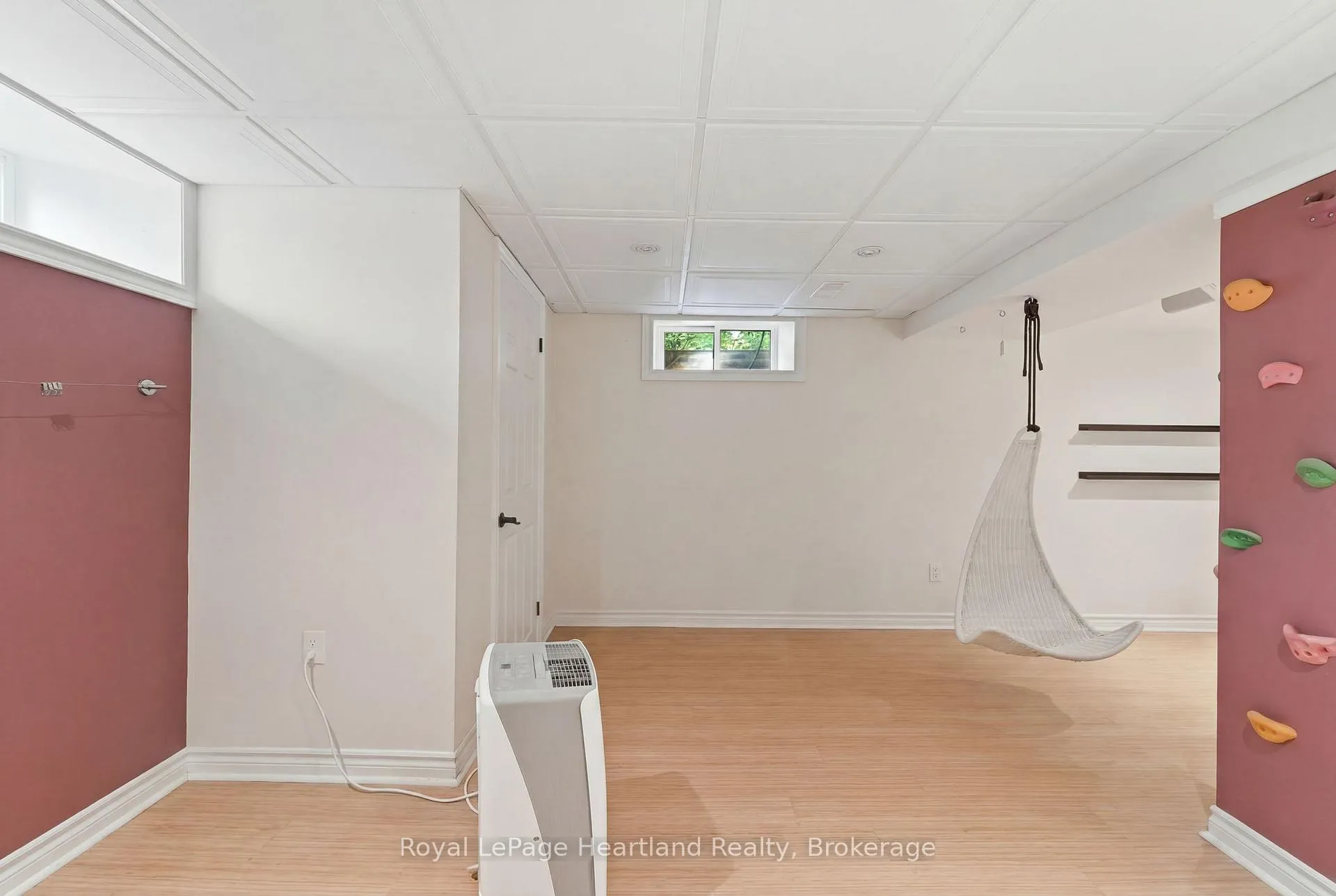 Photo 35 of 36 Trafalgar Street, Goderich, Goderich (Town) — HOMEH