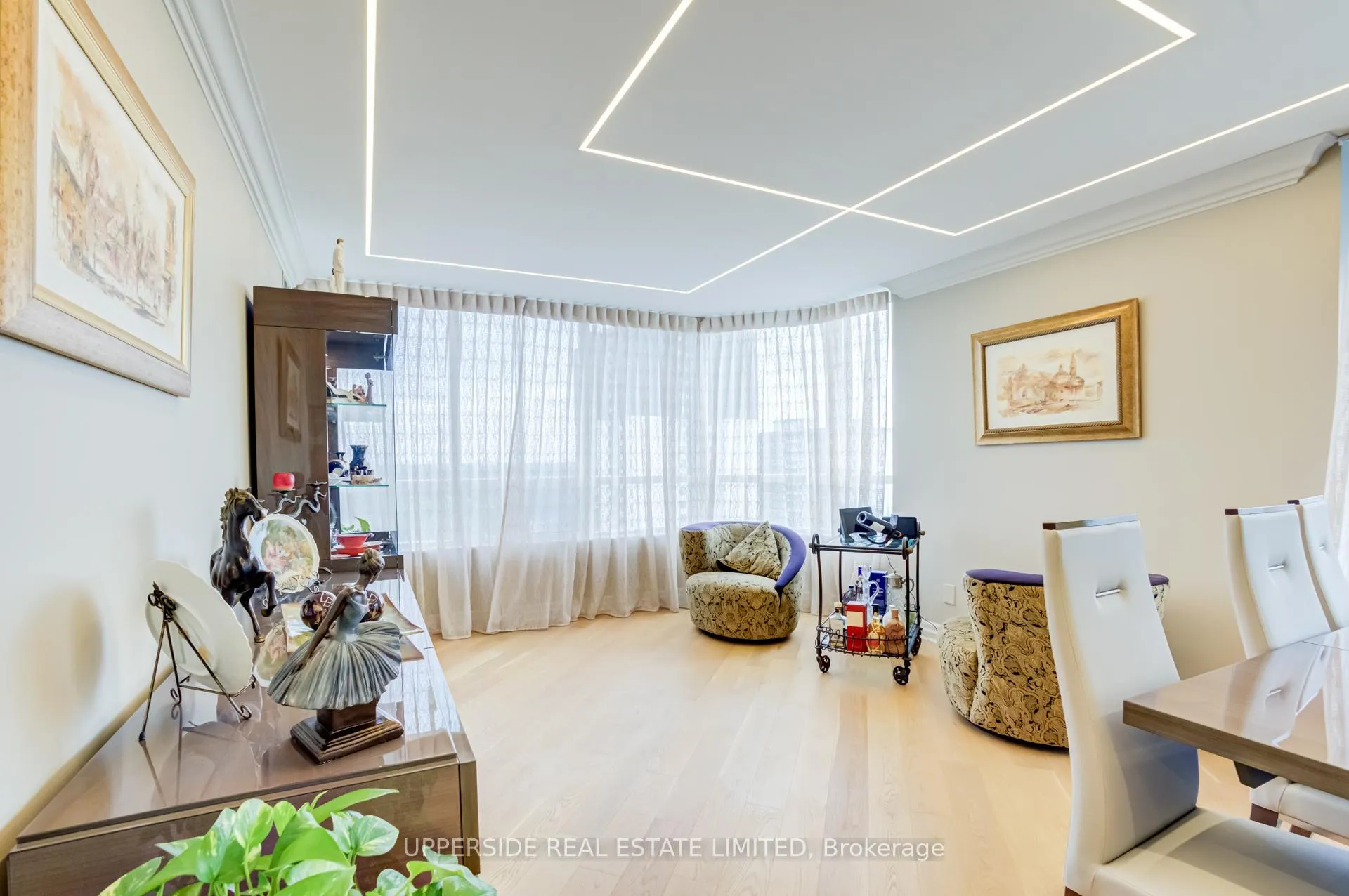 Photo 9 of Unit 1204, 91 Townsgate Drive, Vaughan, Crestwood-Springfarm-Yorkhill — HOMEH