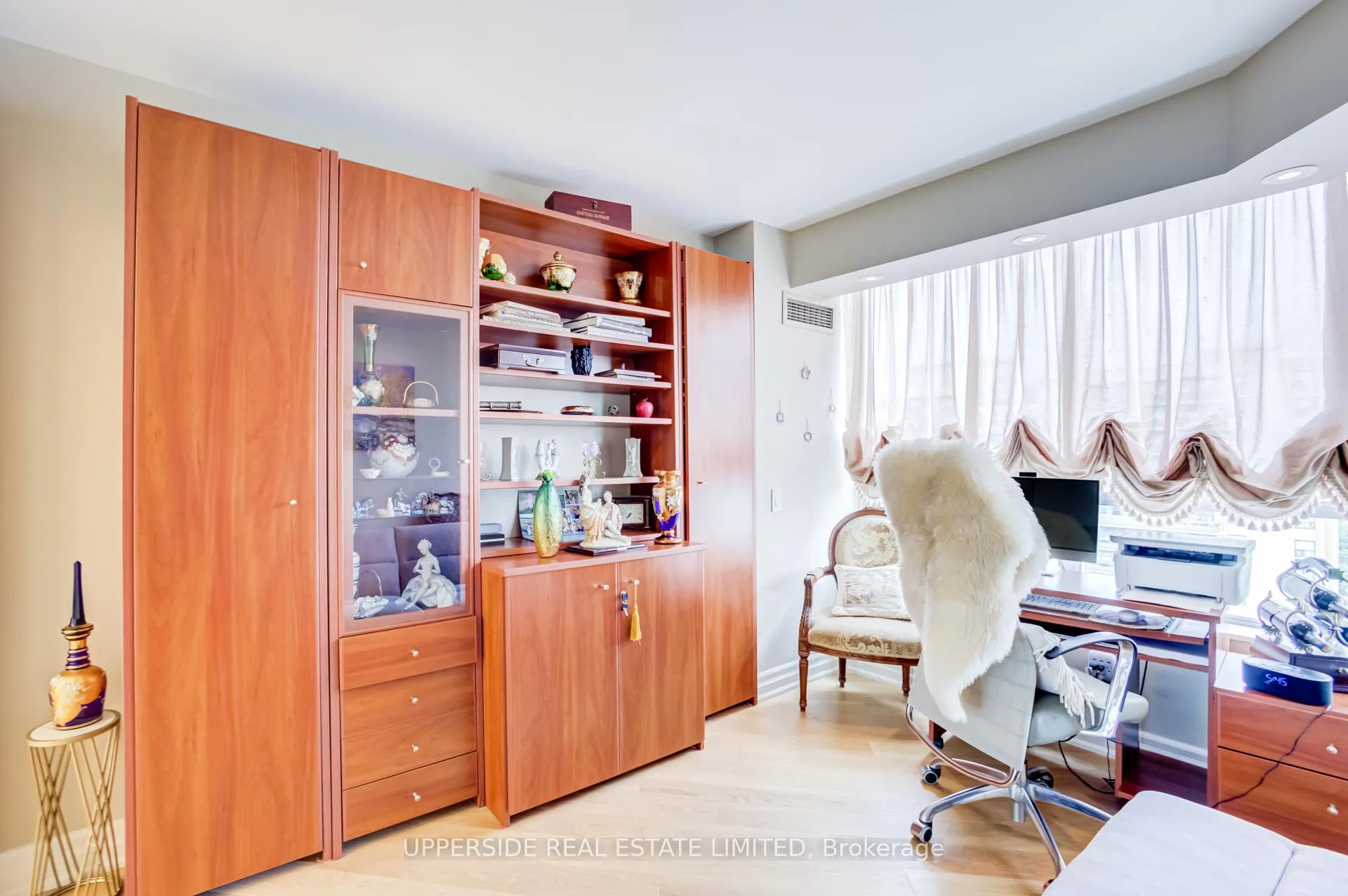 Photo 25 of Unit 1204, 91 Townsgate Drive, Vaughan, Crestwood-Springfarm-Yorkhill — HOMEH
