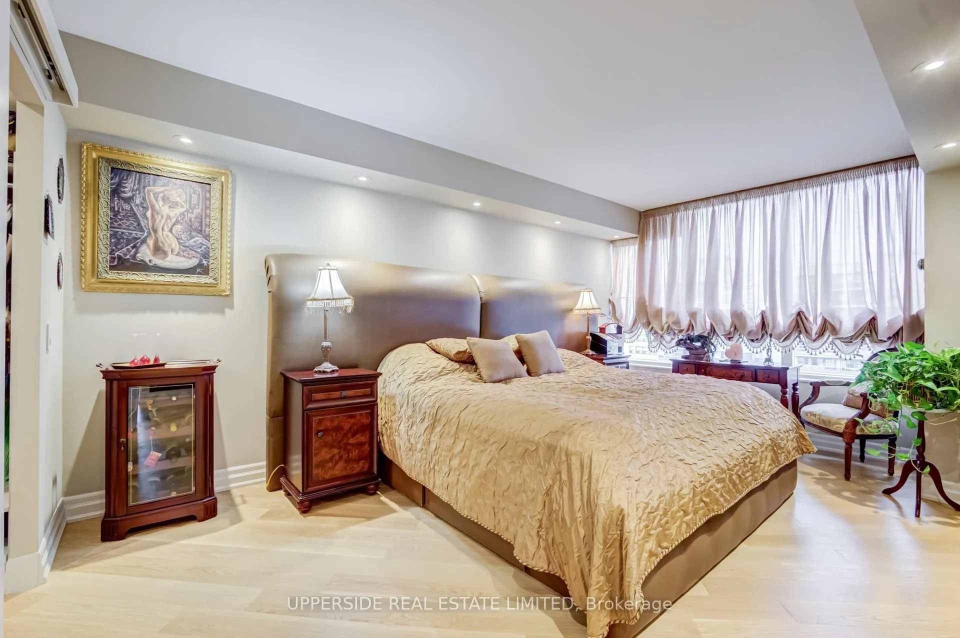 Photo 28 of Unit 1204, 91 Townsgate Drive, Vaughan, Crestwood-Springfarm-Yorkhill — HOMEH