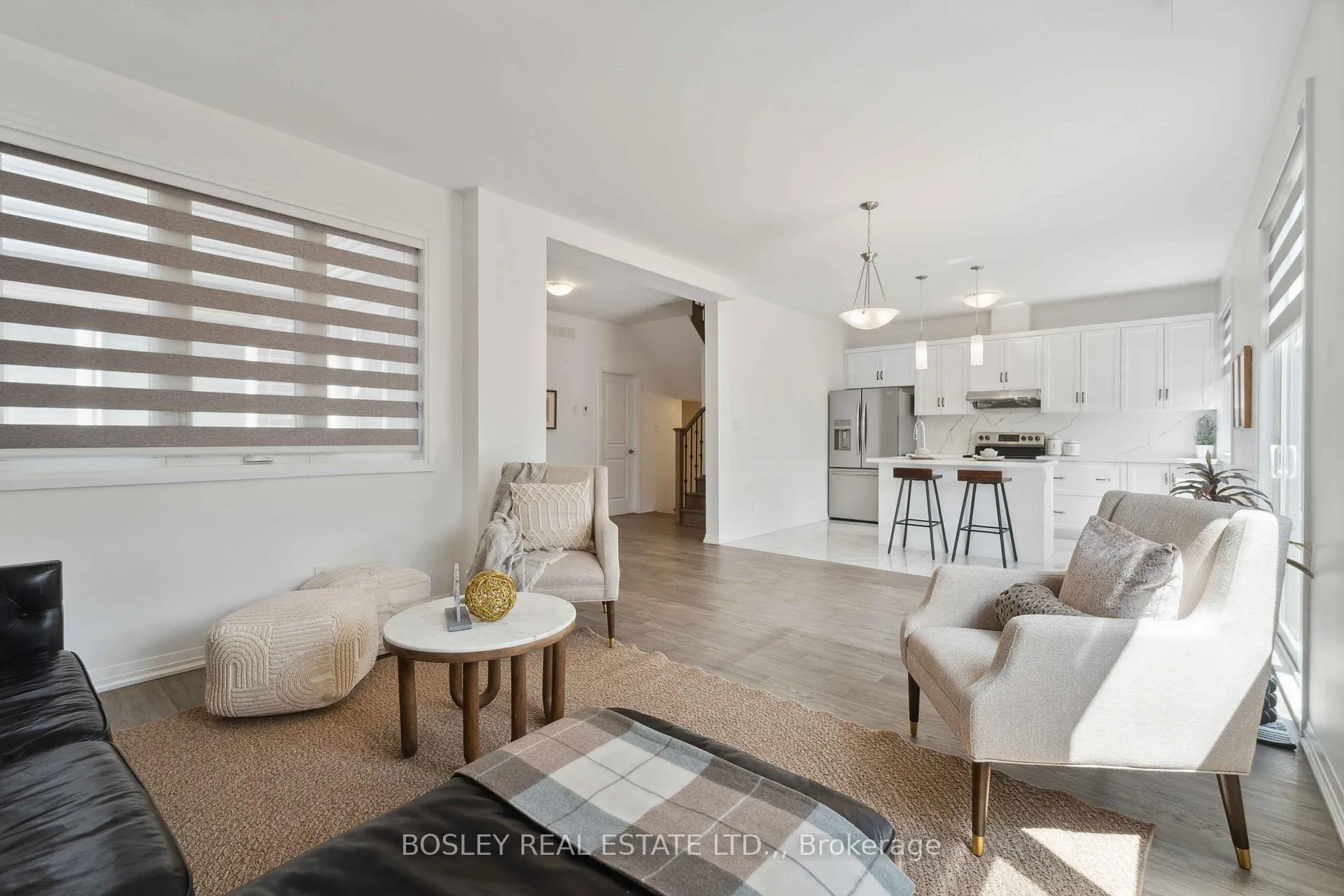 Photo 11 of 8052 Citation Road, Niagara Falls, Ascot — HOMEH