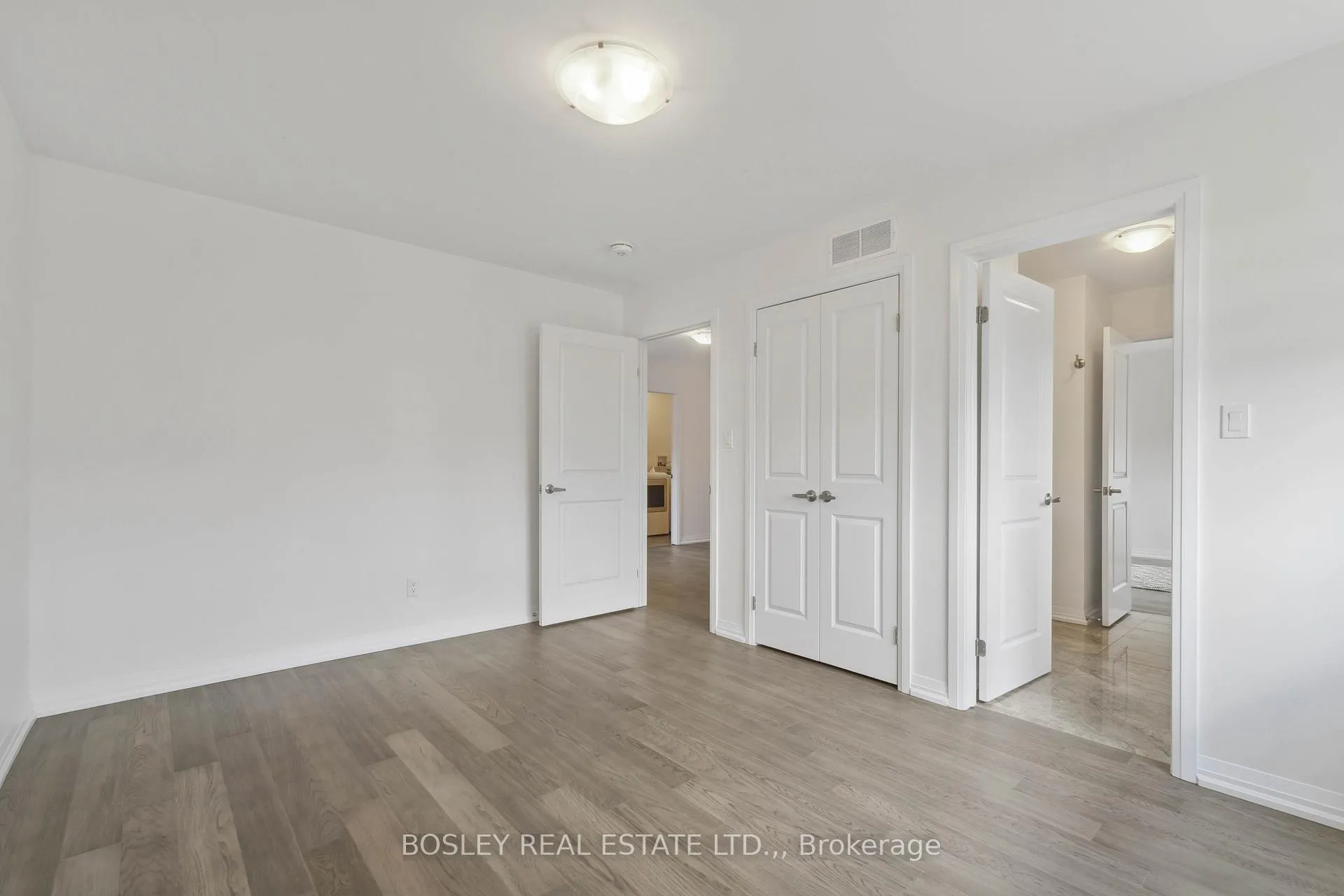 Photo 28 of 8052 Citation Road, Niagara Falls, Ascot — HOMEH