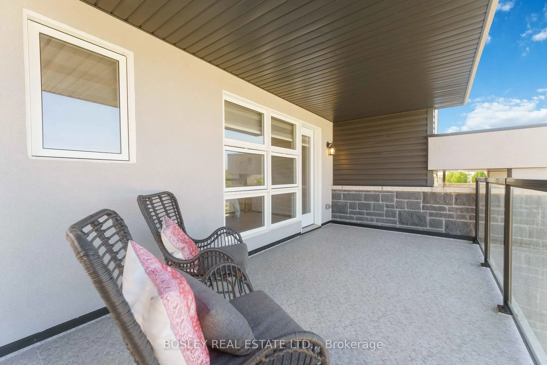 Photo 31 of 8052 Citation Road, Niagara Falls, Ascot — HOMEH