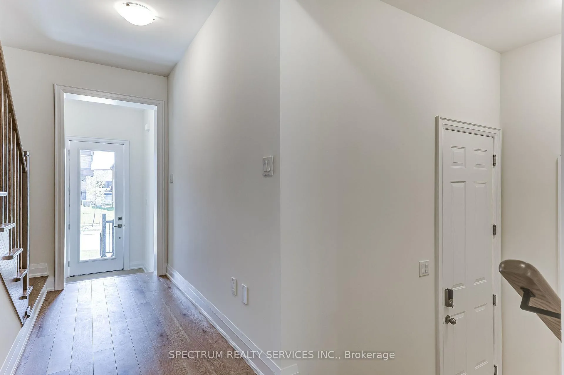Photo 12 of 103 Adario Crescent, Vaughan, Vellore Village — HOMEH