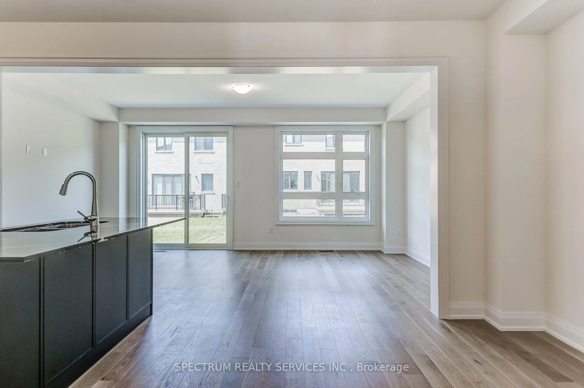 Photo 13 of 103 Adario Crescent, Vaughan, Vellore Village — HOMEH