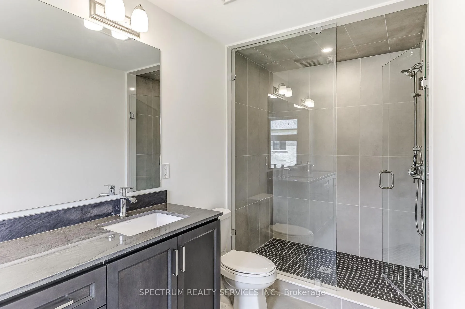 Photo 37 of 103 Adario Crescent, Vaughan, Vellore Village — HOMEH