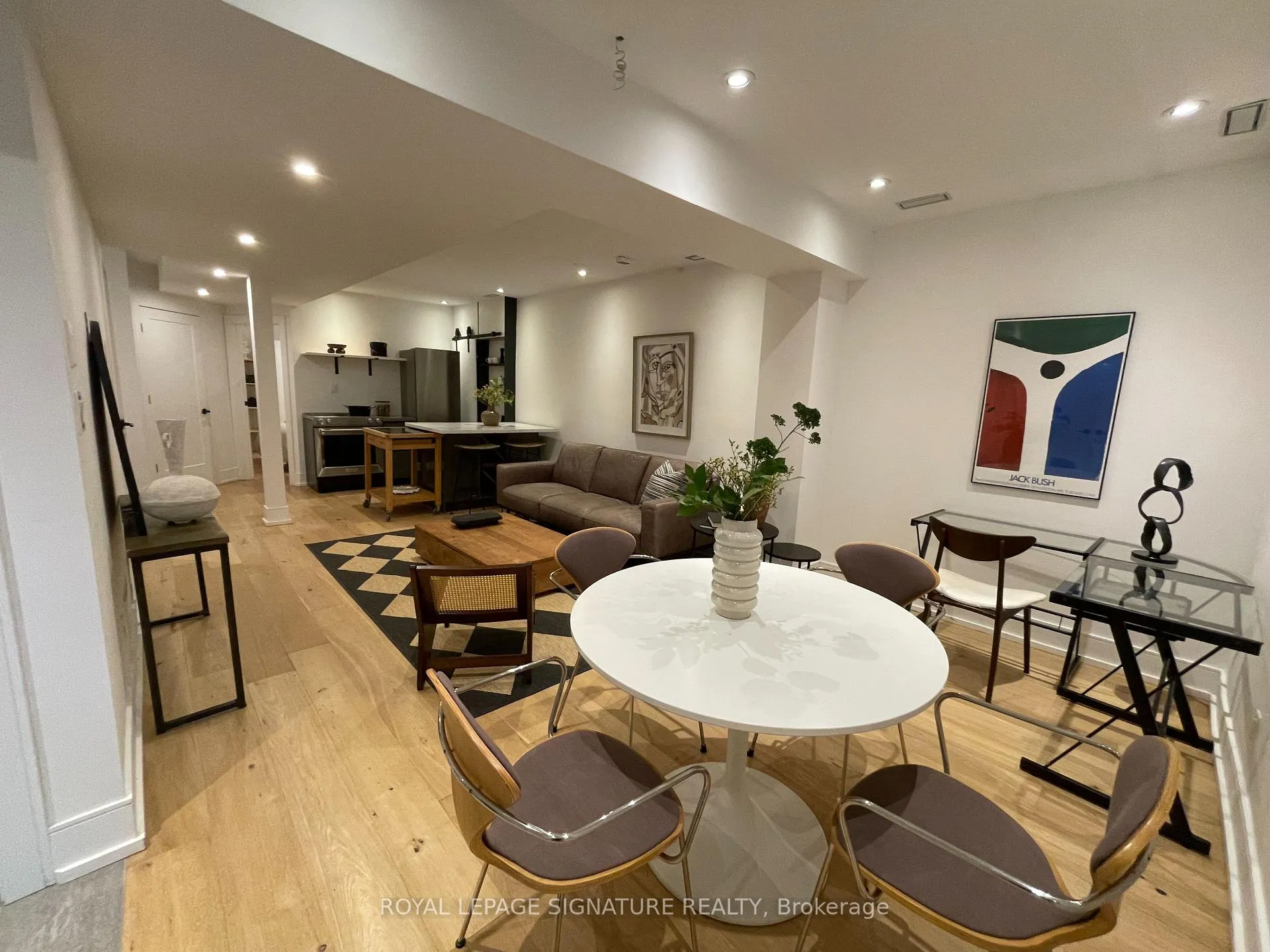 Photo 2 of Unit Lower, 10 Wilfrid Avenue, Toronto, Mount Pleasant West — HOMEH