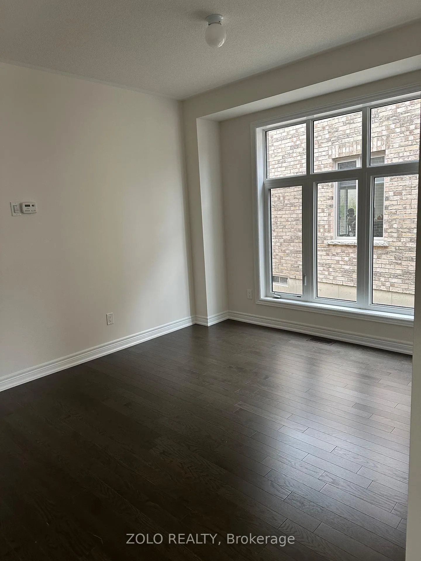 Photo 5 of 1386 Davis Loop, Innisfil, Lefroy — HOMEH