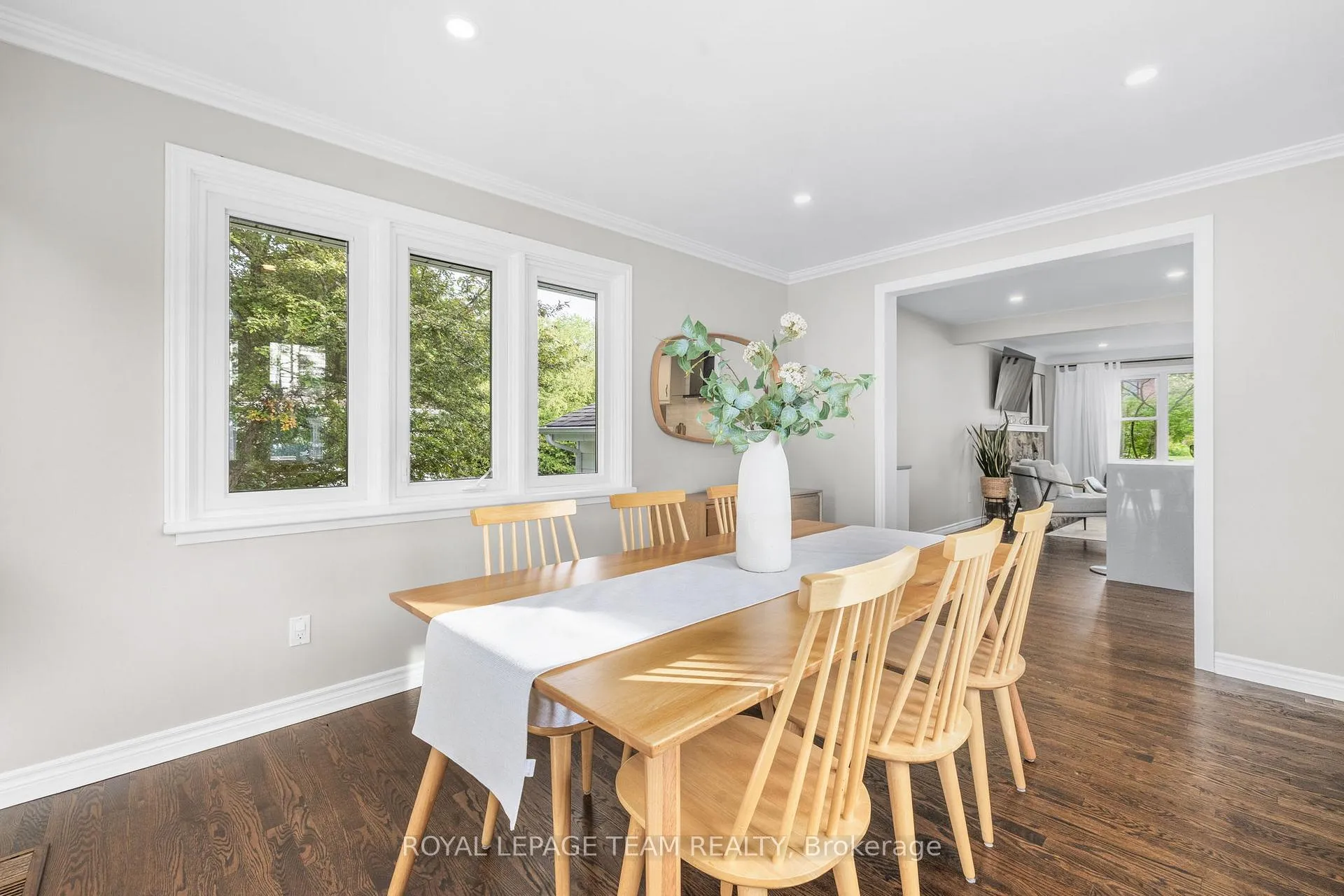 Photo 15 of 17 Arnold Drive, Ottawa, Arbeatha Park — HOMEH