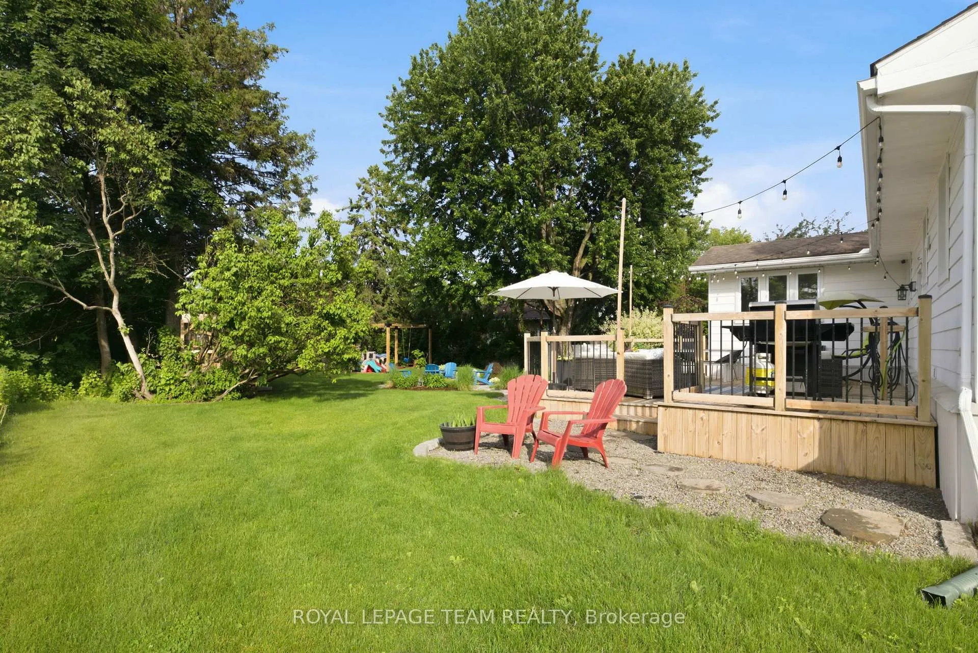 Photo 41 of 17 Arnold Drive, Ottawa, Arbeatha Park — HOMEH
