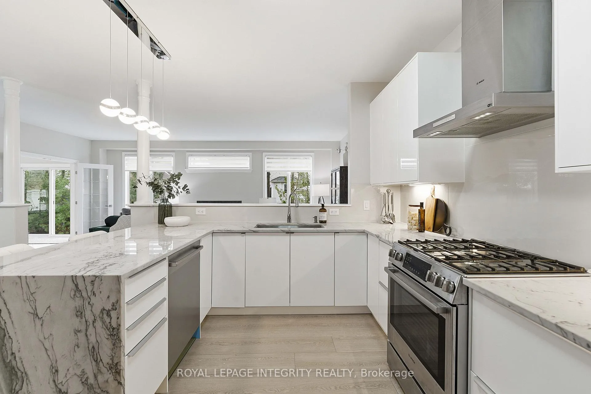 Photo 9 of 607 Devonwood Circle, Ottawa, Blossom Park/Kemp Park/Findlay Creek — HOMEH