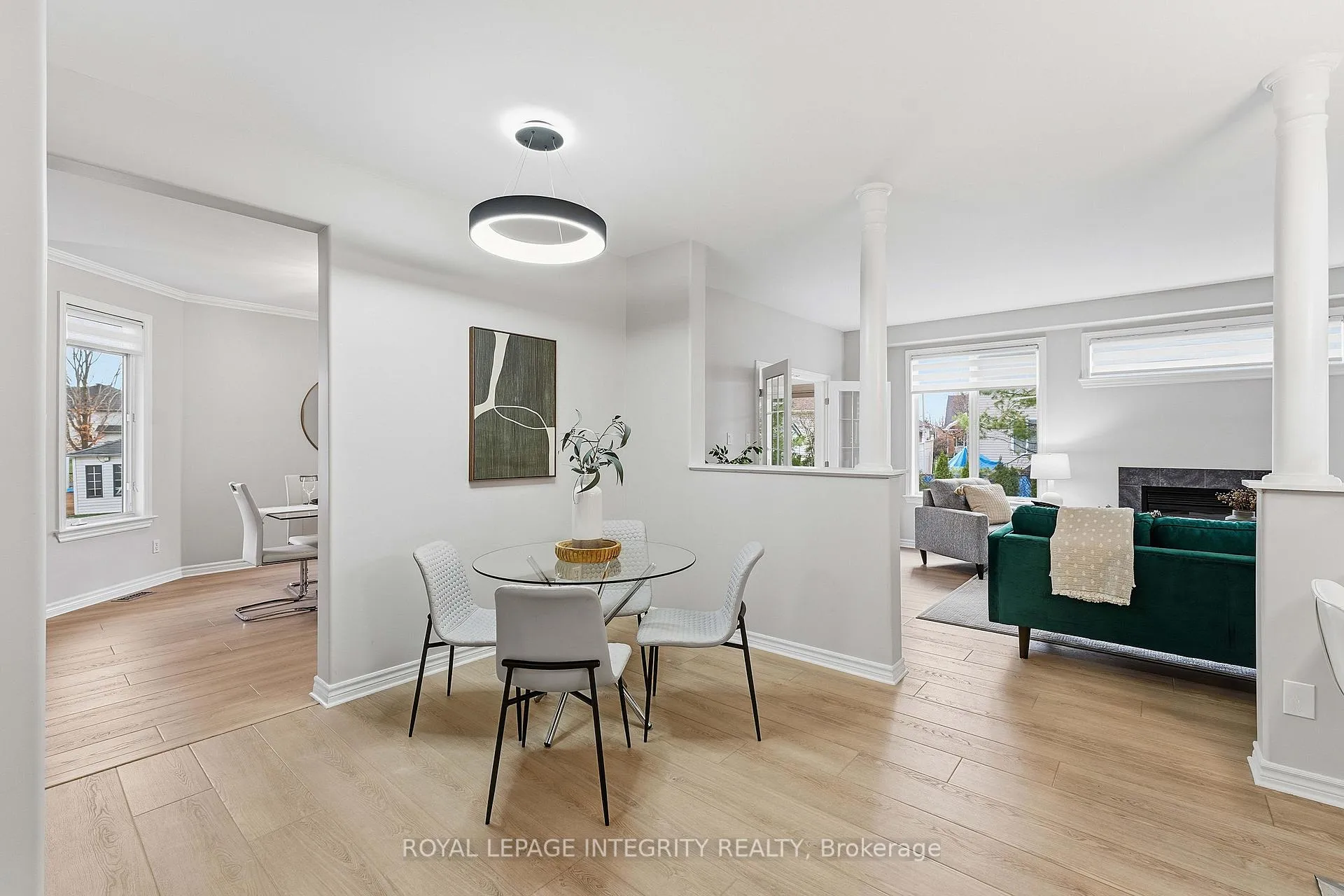Photo 12 of 607 Devonwood Circle, Ottawa, Blossom Park/Kemp Park/Findlay Creek — HOMEH