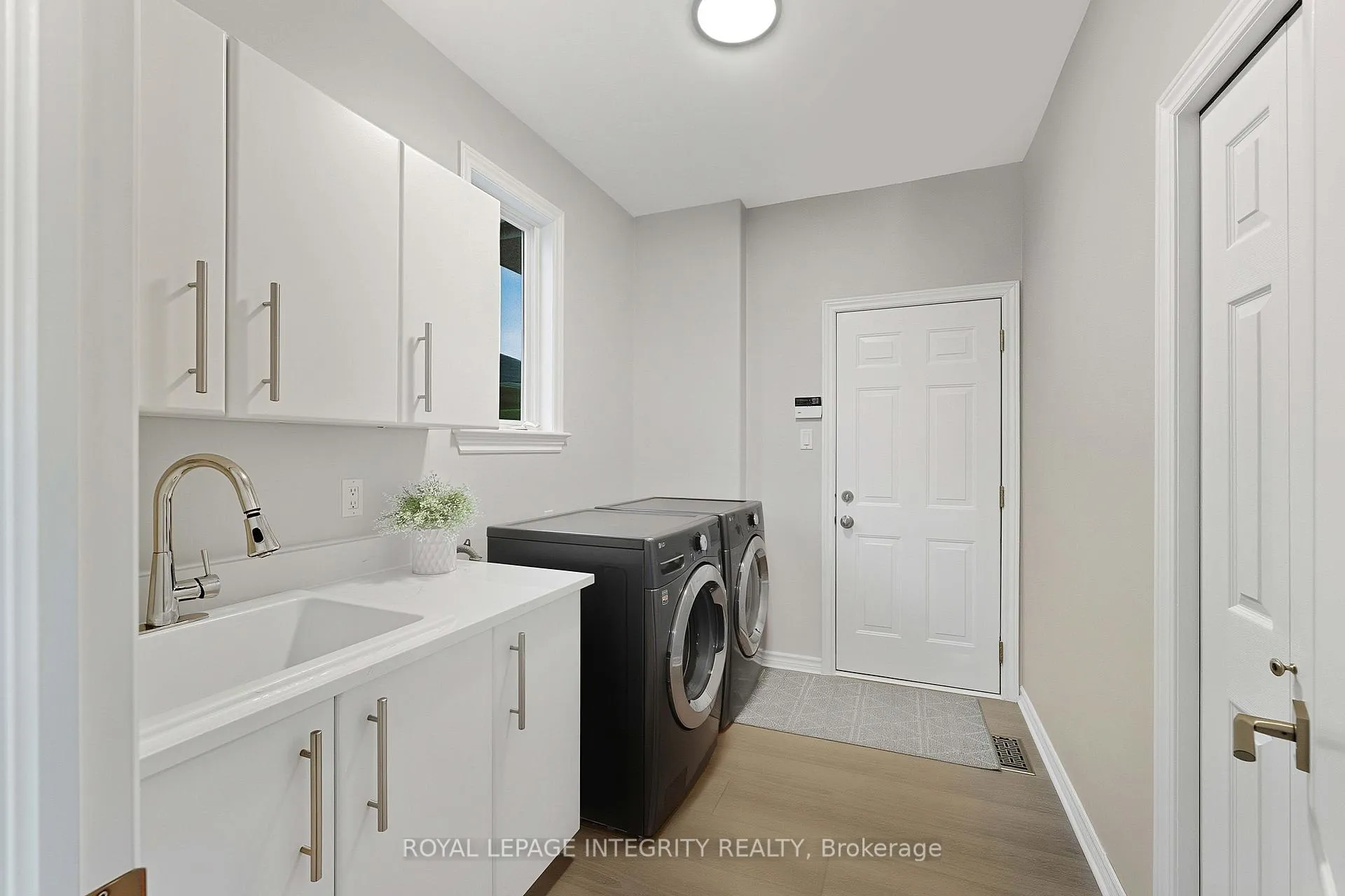 Photo 18 of 607 Devonwood Circle, Ottawa, Blossom Park/Kemp Park/Findlay Creek — HOMEH