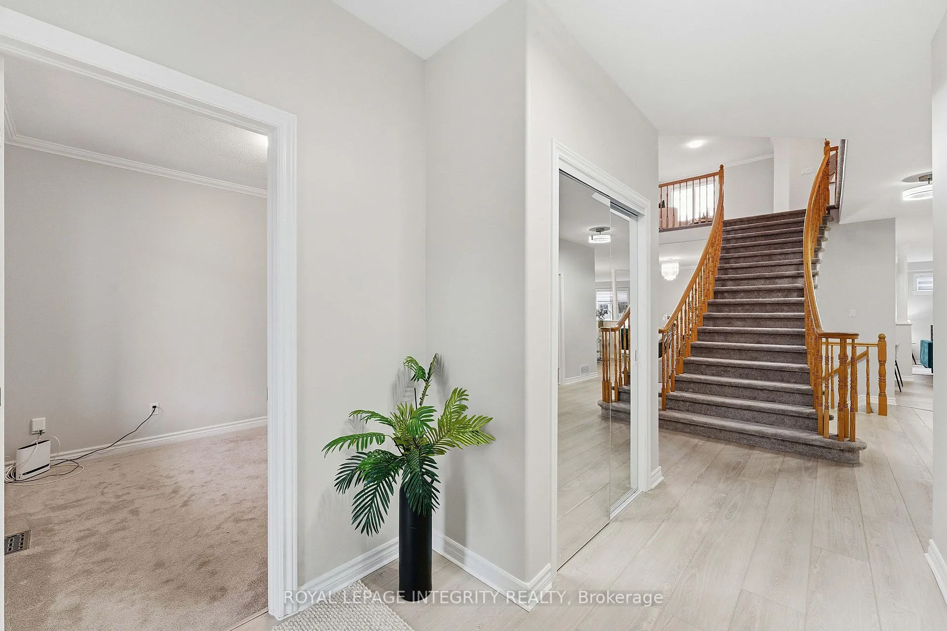 Photo 22 of 607 Devonwood Circle, Ottawa, Blossom Park/Kemp Park/Findlay Creek — HOMEH