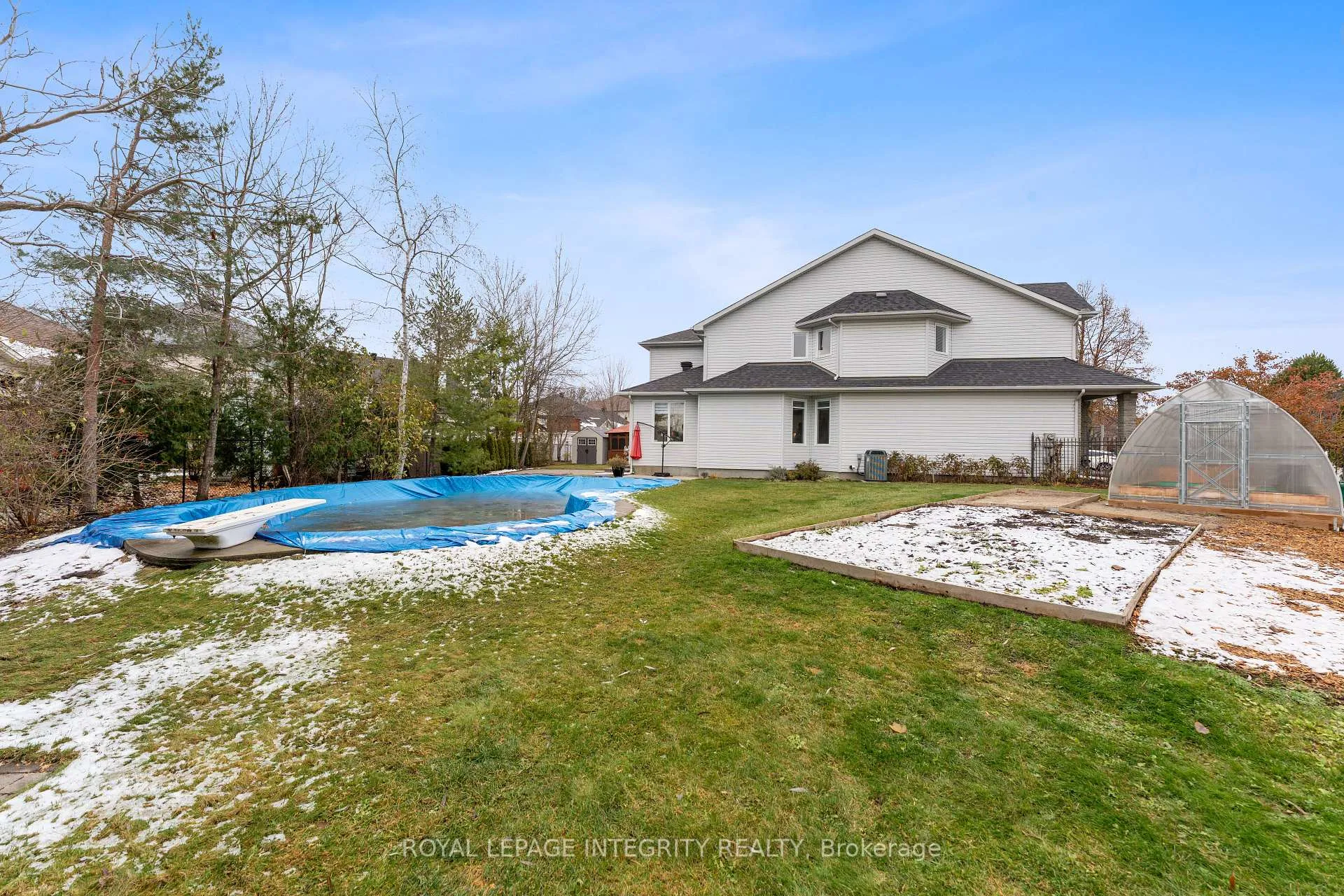 Photo 45 of 607 Devonwood Circle, Ottawa, Blossom Park/Kemp Park/Findlay Creek — HOMEH