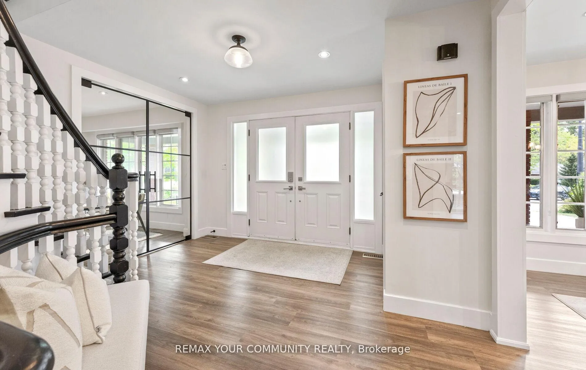 Photo 6 of 24 Hawthorne Lane, Aurora, Aurora Village — HOMEH