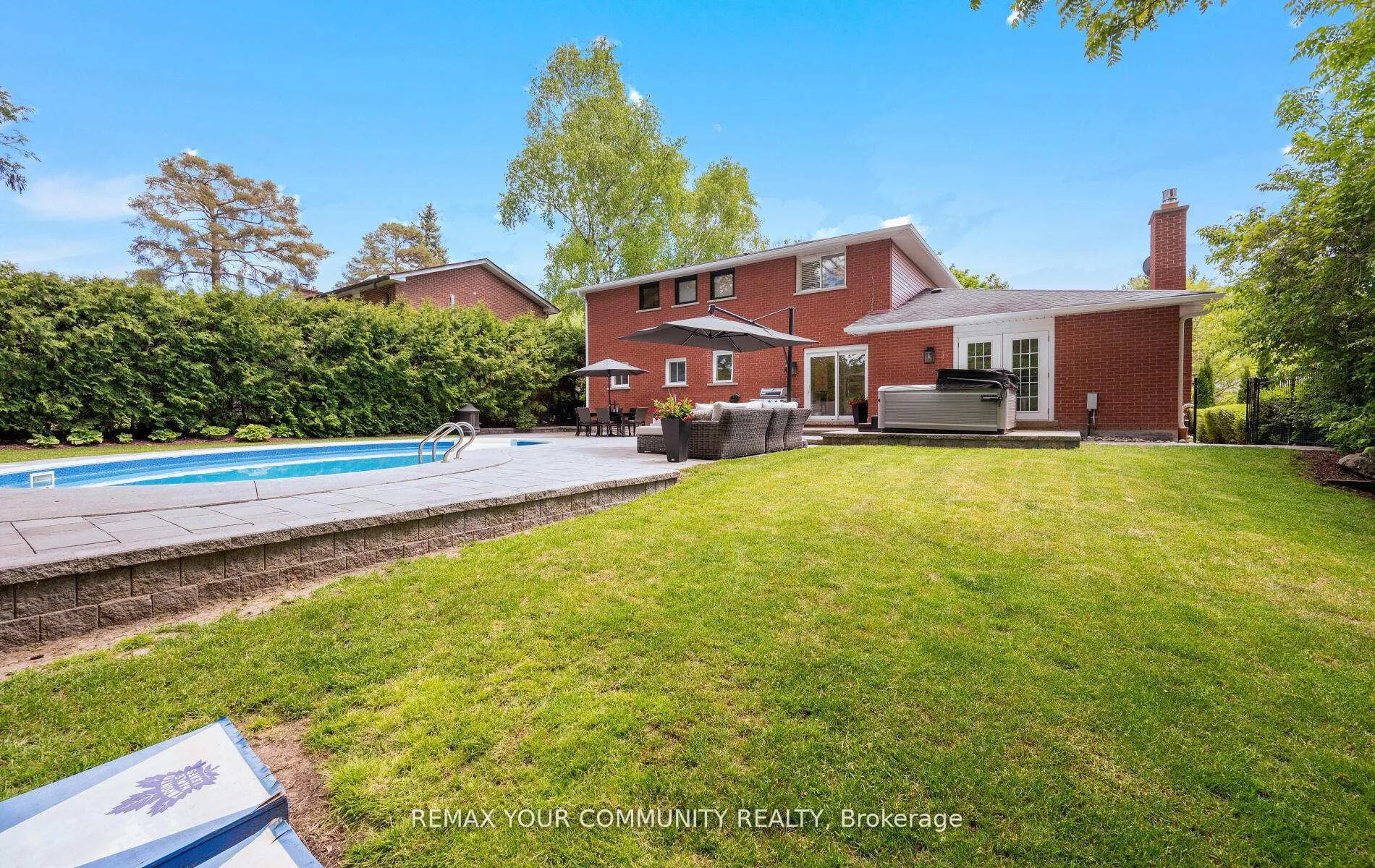 Photo 44 of 24 Hawthorne Lane, Aurora, Aurora Village — HOMEH
