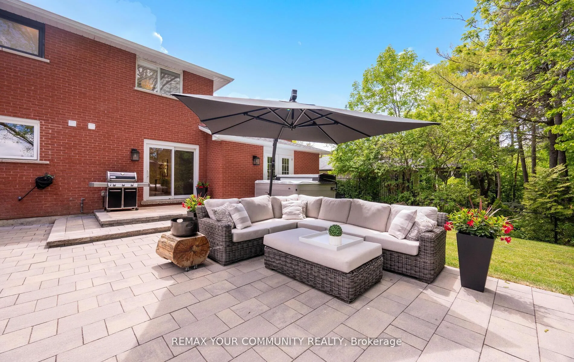 Photo 46 of 24 Hawthorne Lane, Aurora, Aurora Village — HOMEH