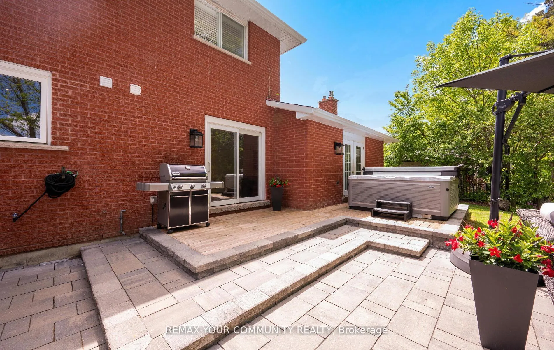 Photo 47 of 24 Hawthorne Lane, Aurora, Aurora Village — HOMEH