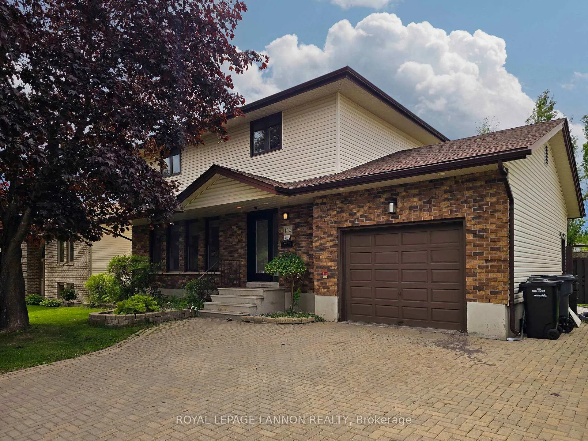 Front of 192 Riviera Drive W