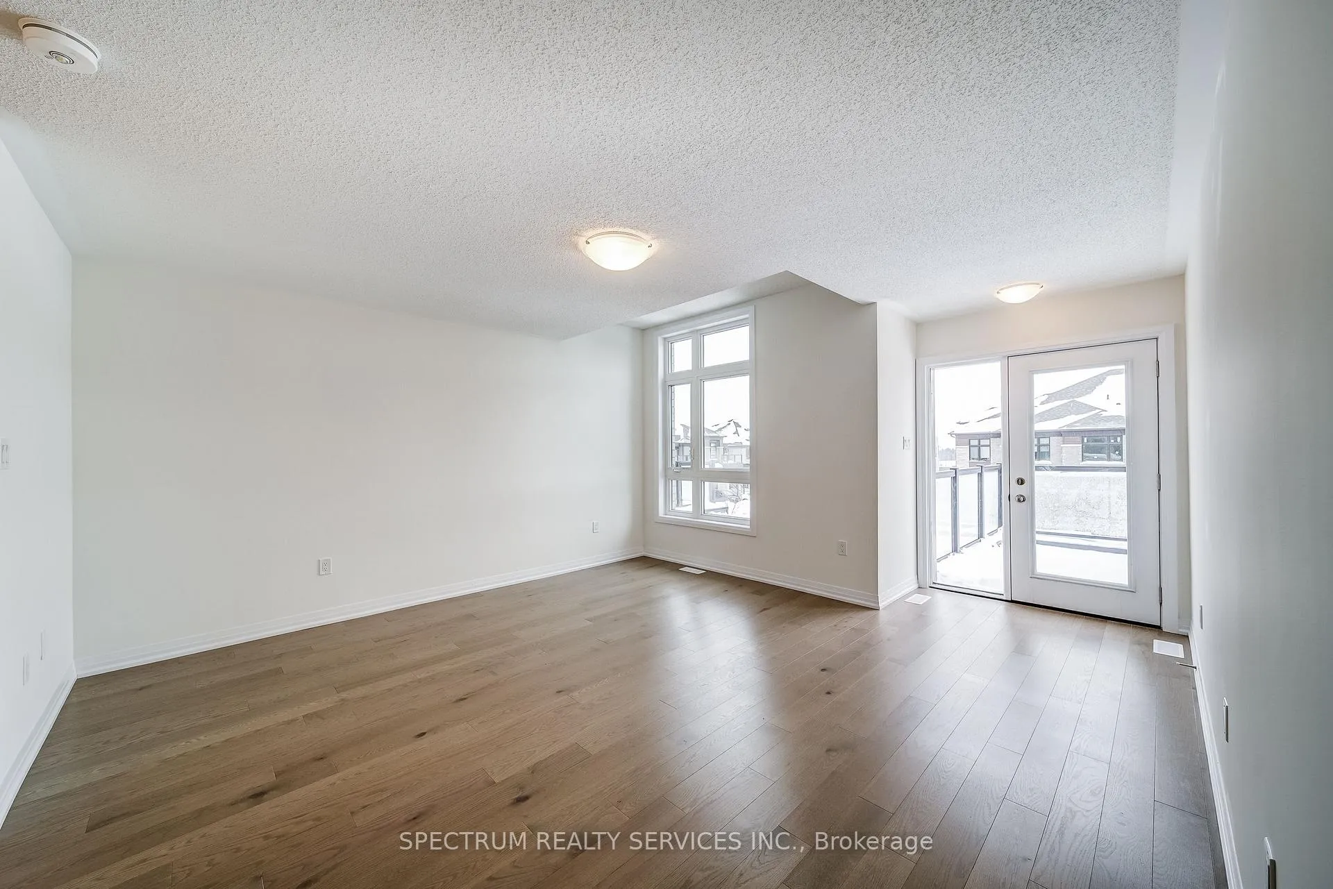 Photo 22 of 132 Adario Crescent, Vaughan, Vellore Village — HOMEH