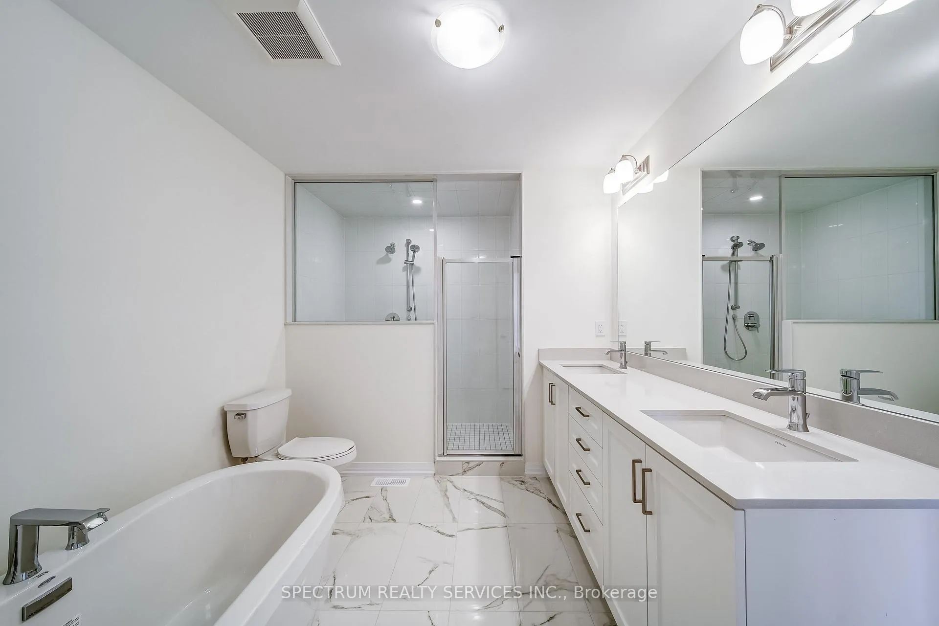 Photo 26 of 132 Adario Crescent, Vaughan, Vellore Village — HOMEH