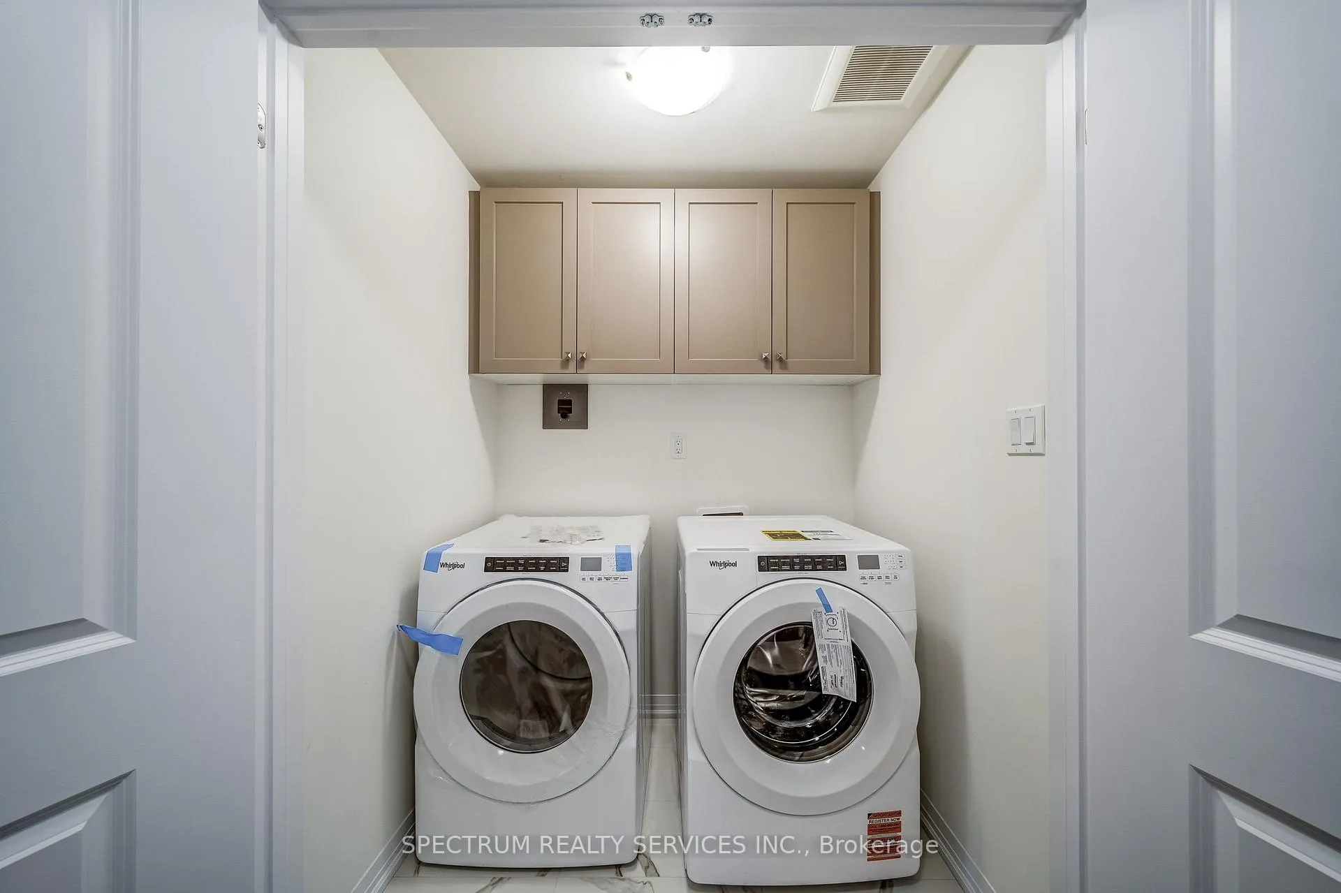 Photo 27 of 132 Adario Crescent, Vaughan, Vellore Village — HOMEH
