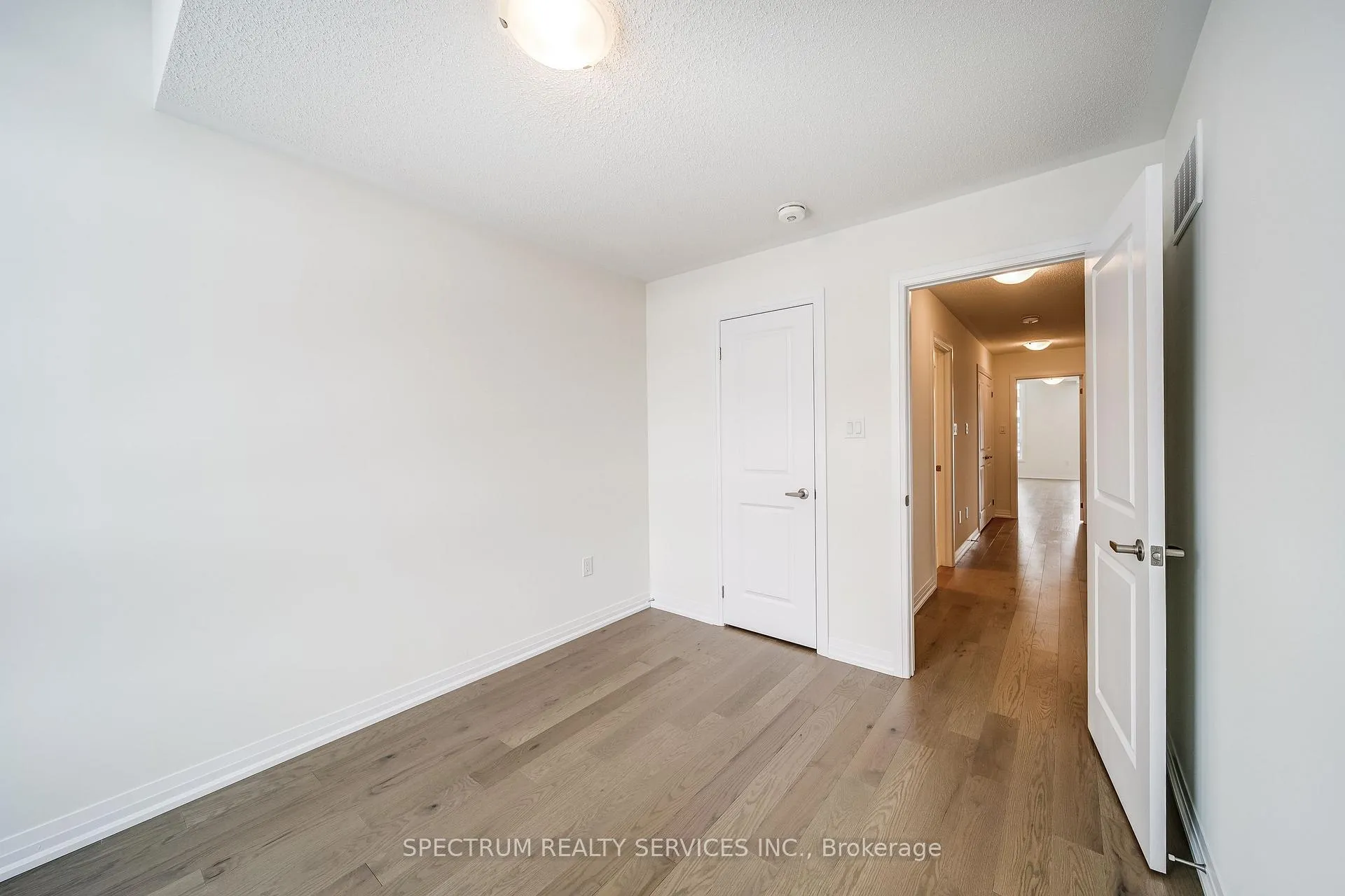 Photo 31 of 132 Adario Crescent, Vaughan, Vellore Village — HOMEH