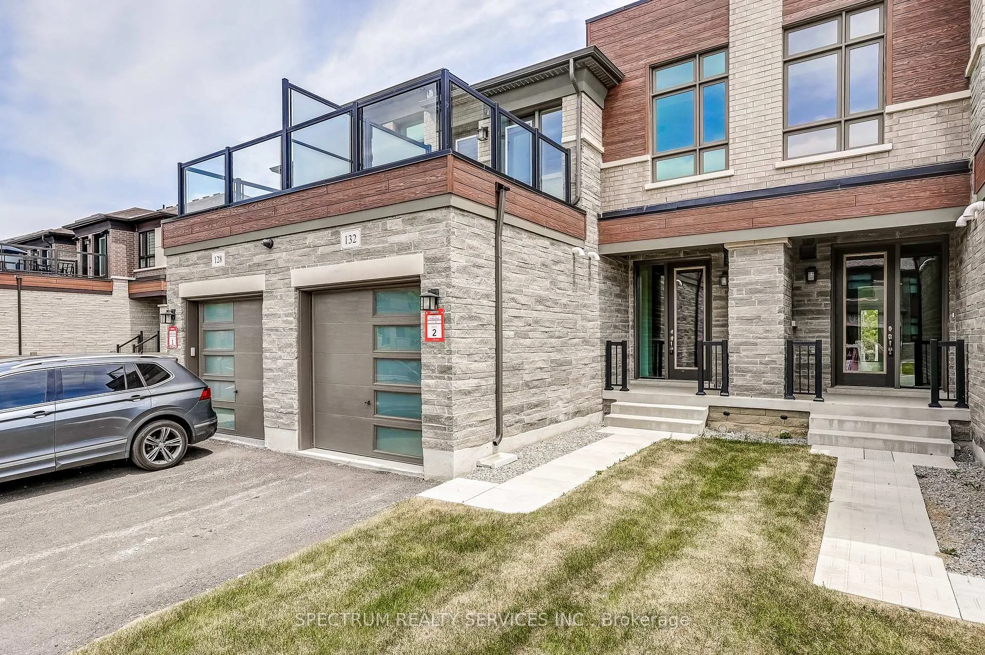 Photo 35 of 132 Adario Crescent, Vaughan, Vellore Village — HOMEH