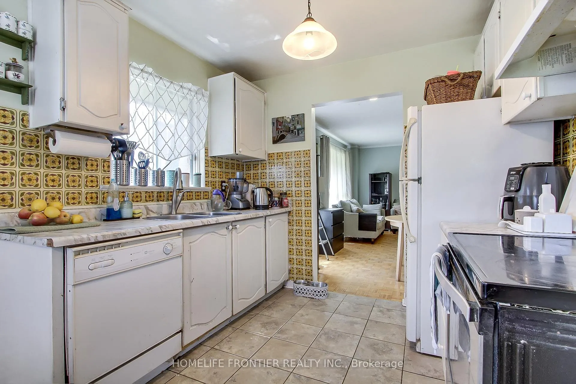 Photo 5 of 5 Penwick Crescent, Richmond Hill, North Richvale — HOMEH