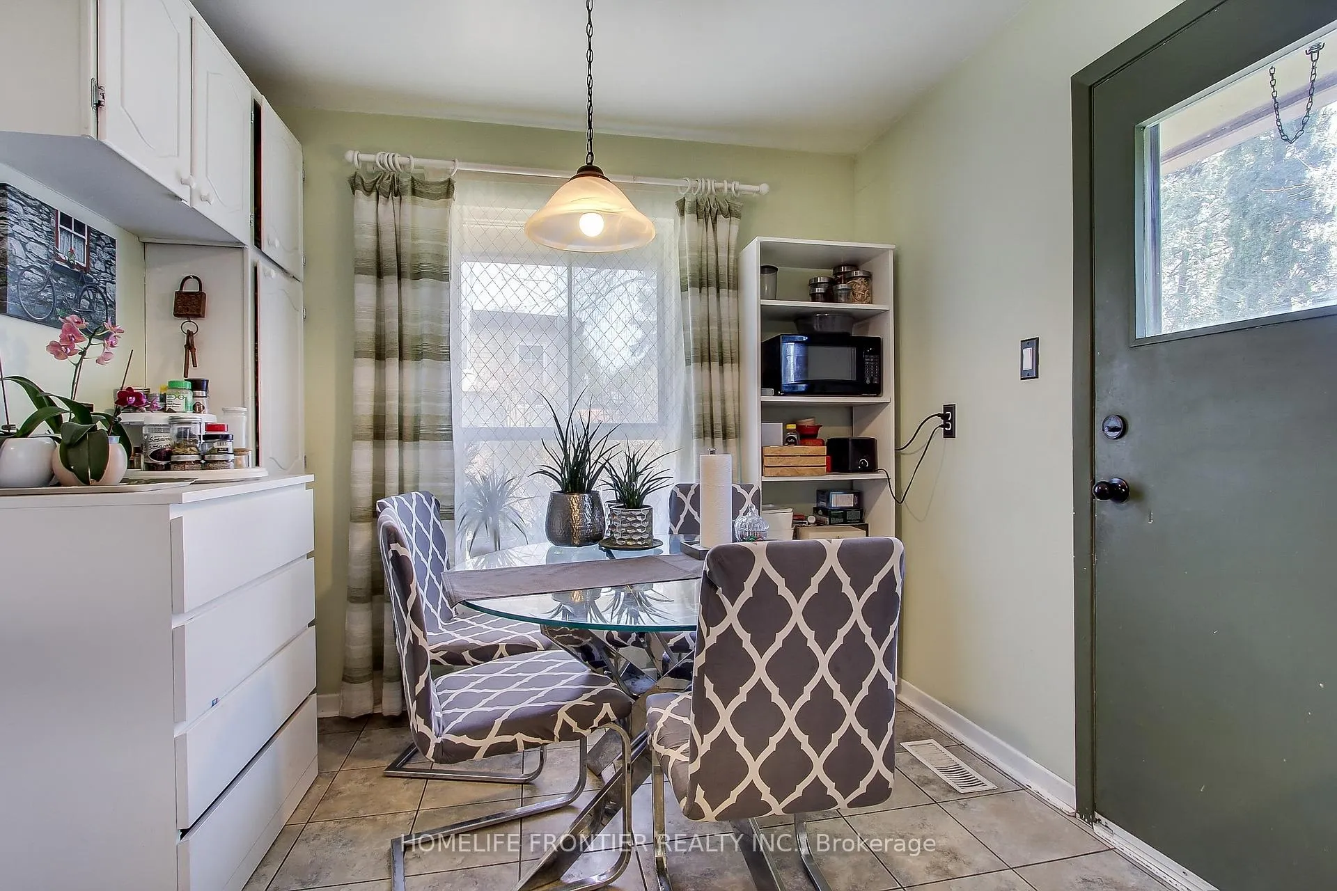 Photo 7 of 5 Penwick Crescent, Richmond Hill, North Richvale — HOMEH