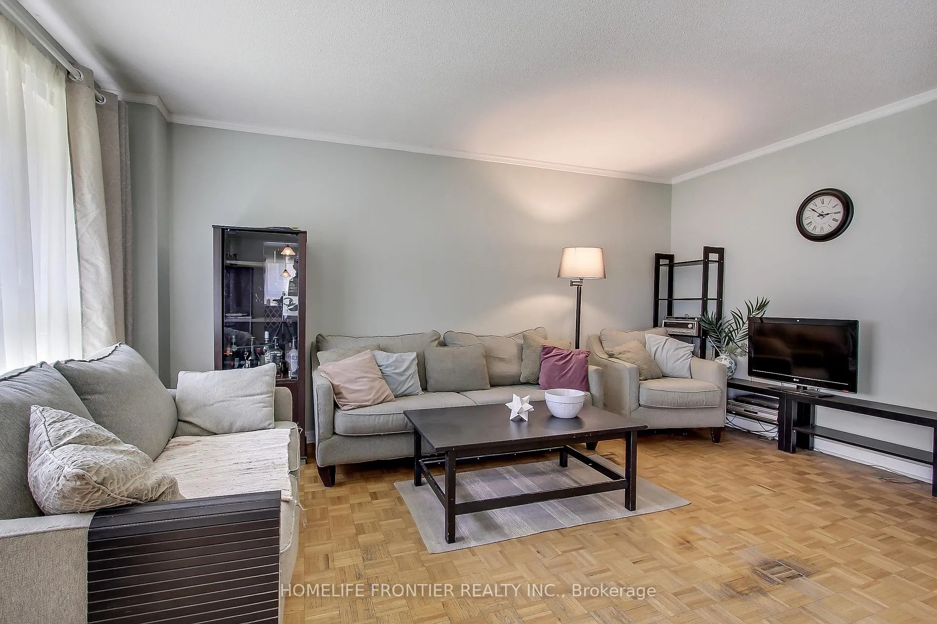 Photo 10 of 5 Penwick Crescent, Richmond Hill, North Richvale — HOMEH