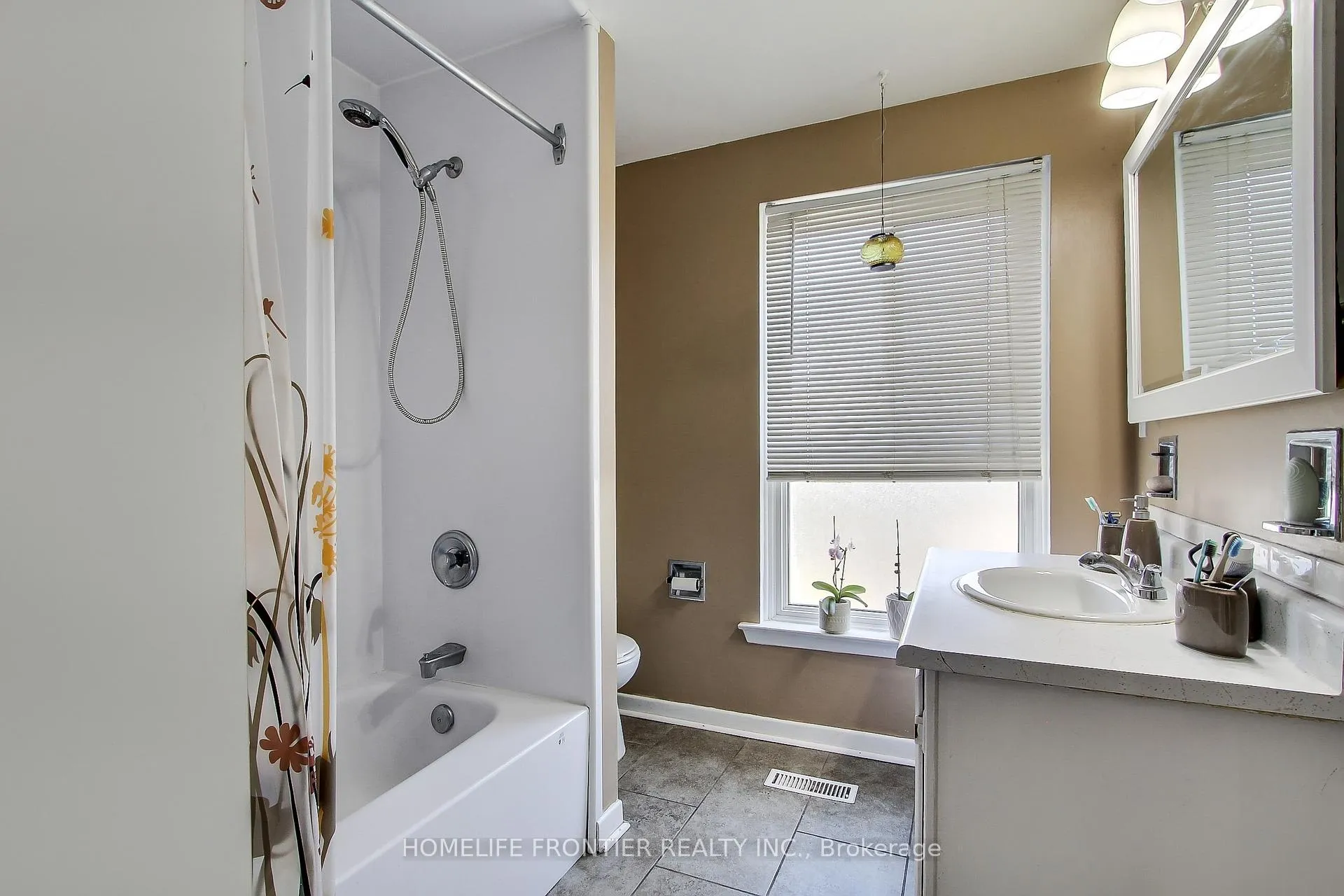 Photo 18 of 5 Penwick Crescent, Richmond Hill, North Richvale — HOMEH