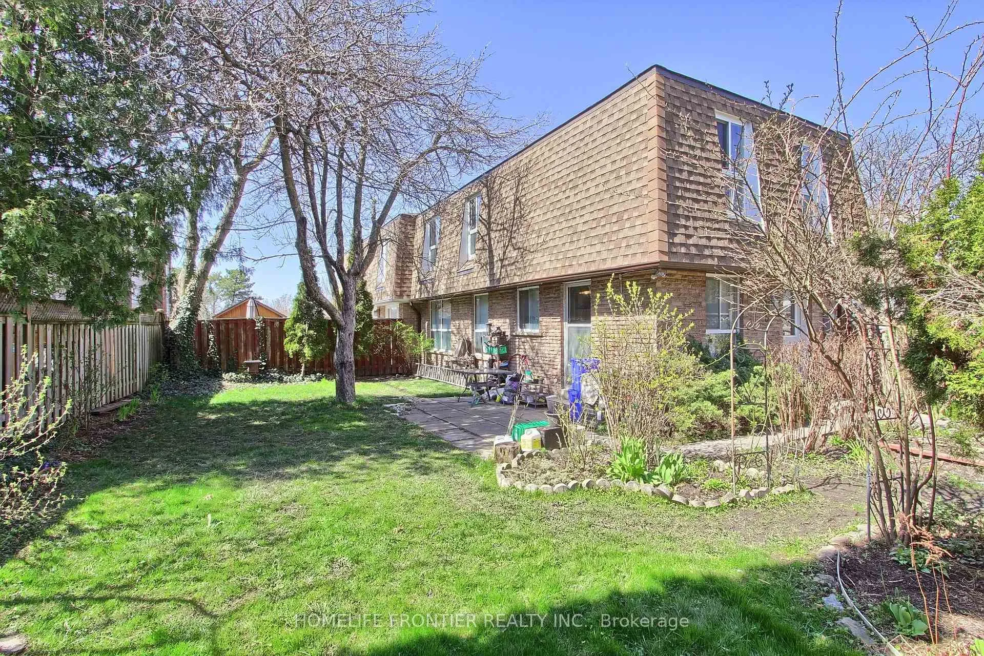 Photo 25 of 5 Penwick Crescent, Richmond Hill, North Richvale — HOMEH
