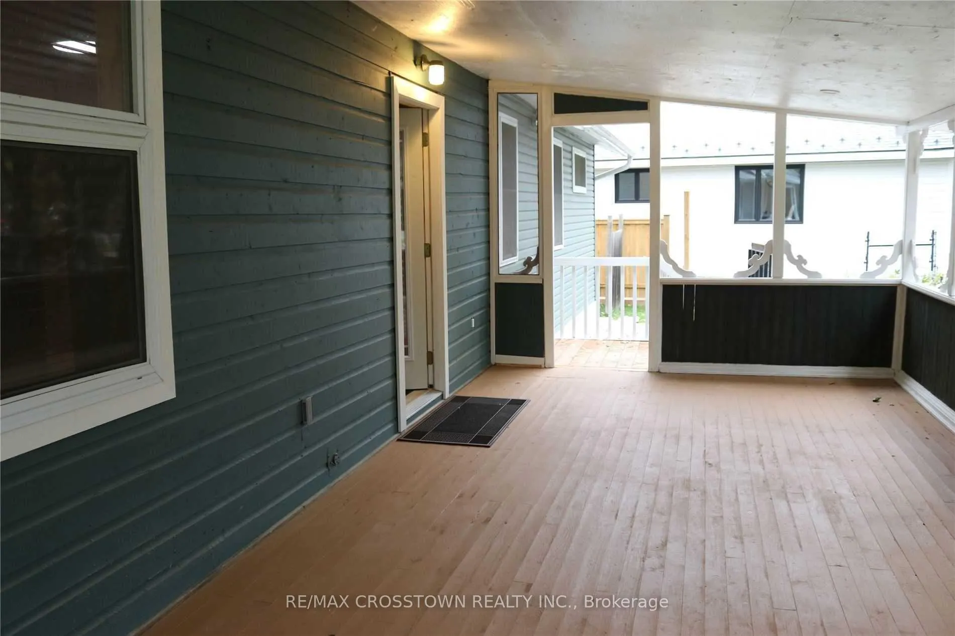 Photo 3 of 1056 Elm Road, Innisfil, Rural Innisfil — HOMEH