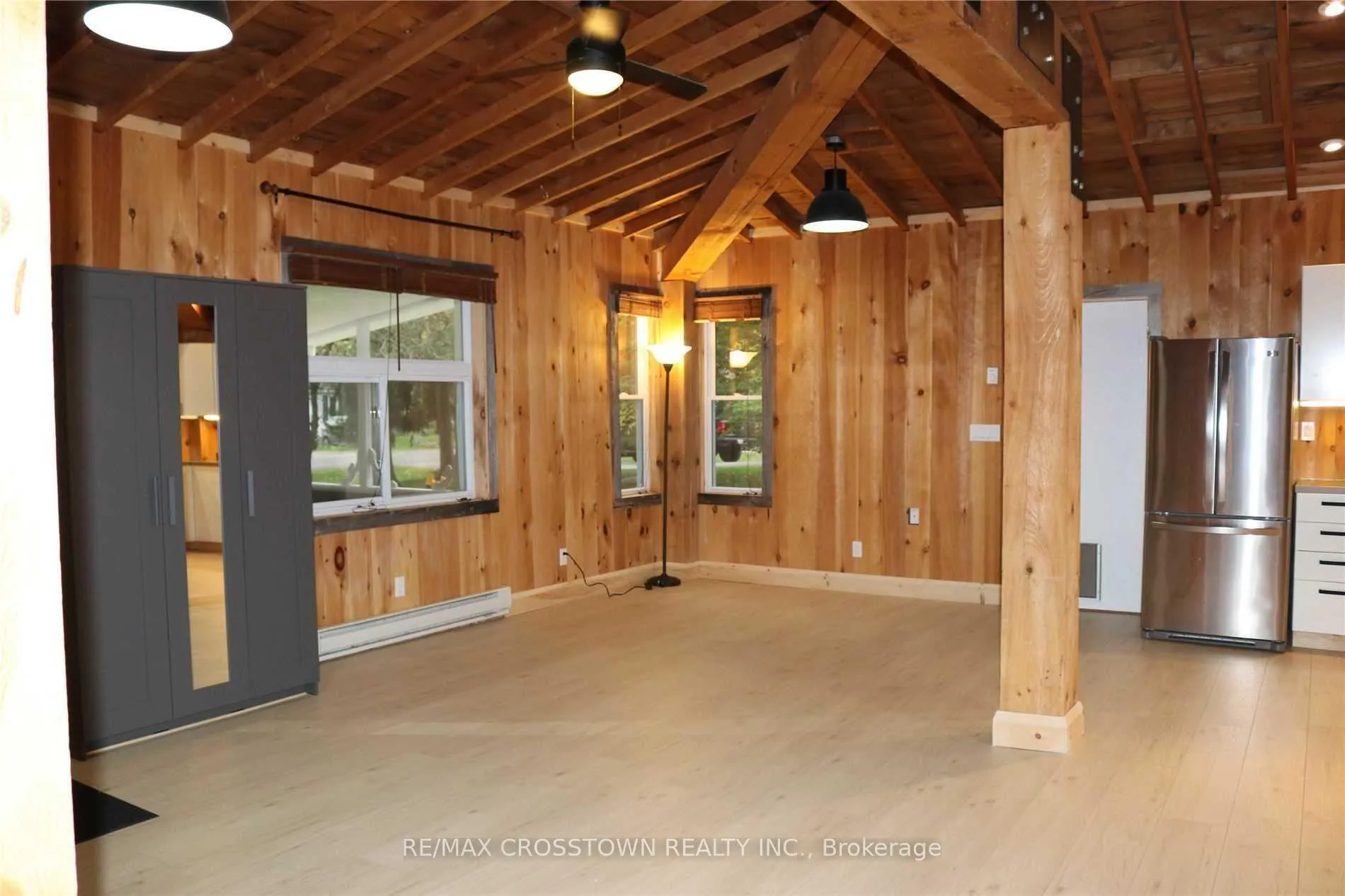 Photo 7 of 1056 Elm Road, Innisfil, Rural Innisfil — HOMEH