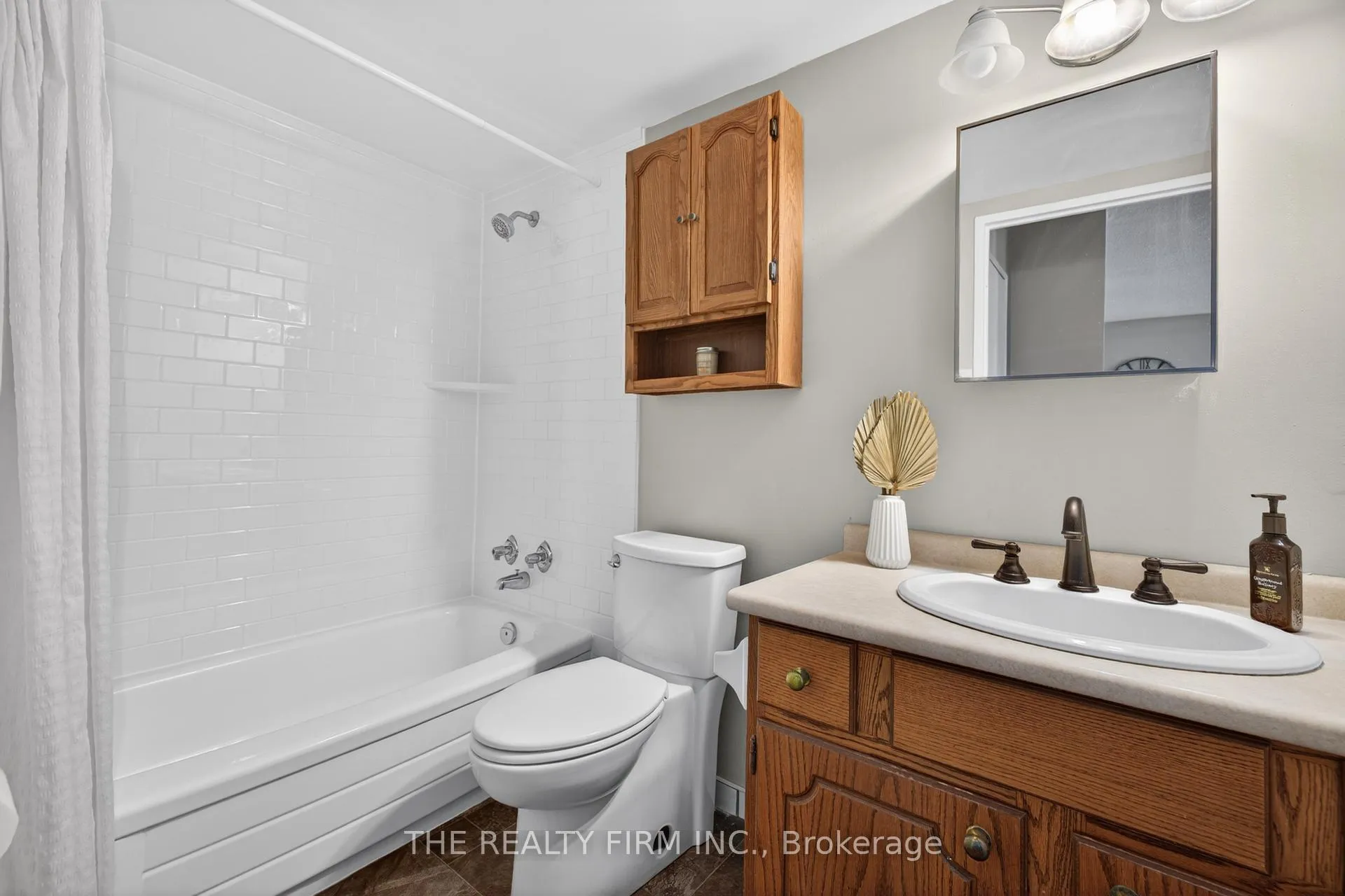 Photo 17 of Unit 705, 1103 Jalna Boulevard, London, South X — HOMEH