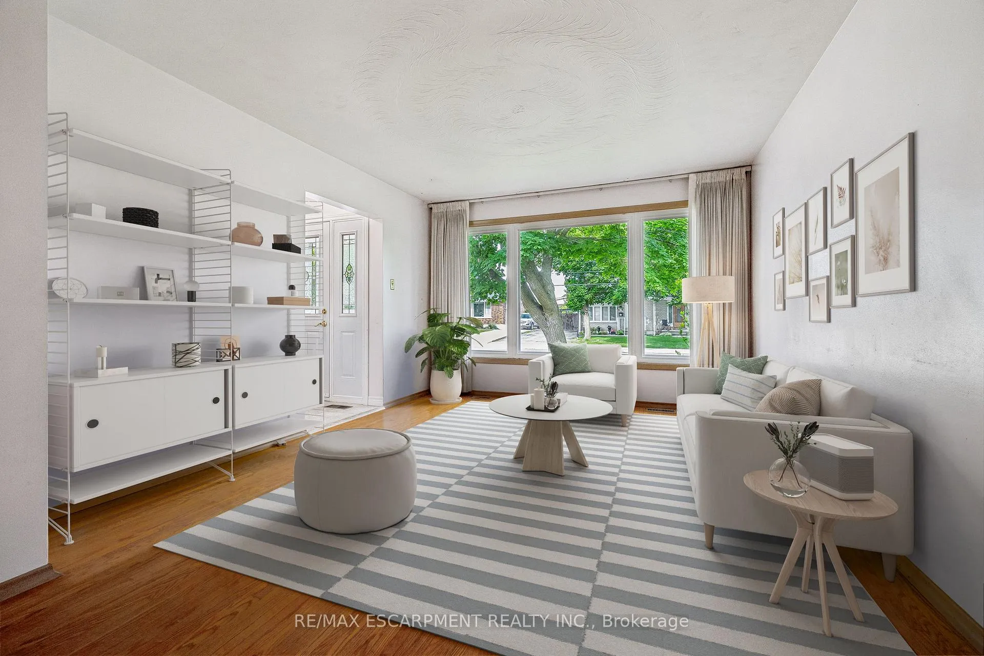 Photo 4 of 192 Oakland Drive, Hamilton, Kentley — HOMEH