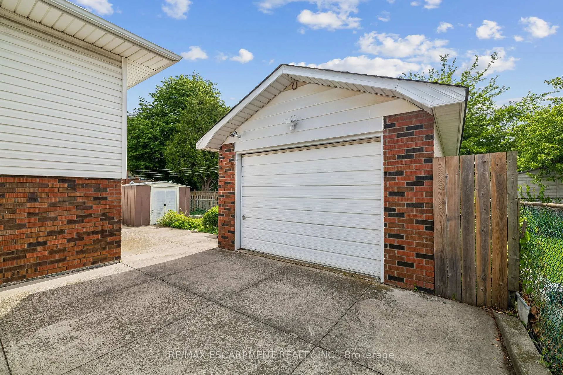 Photo 22 of 192 Oakland Drive, Hamilton, Kentley — HOMEH