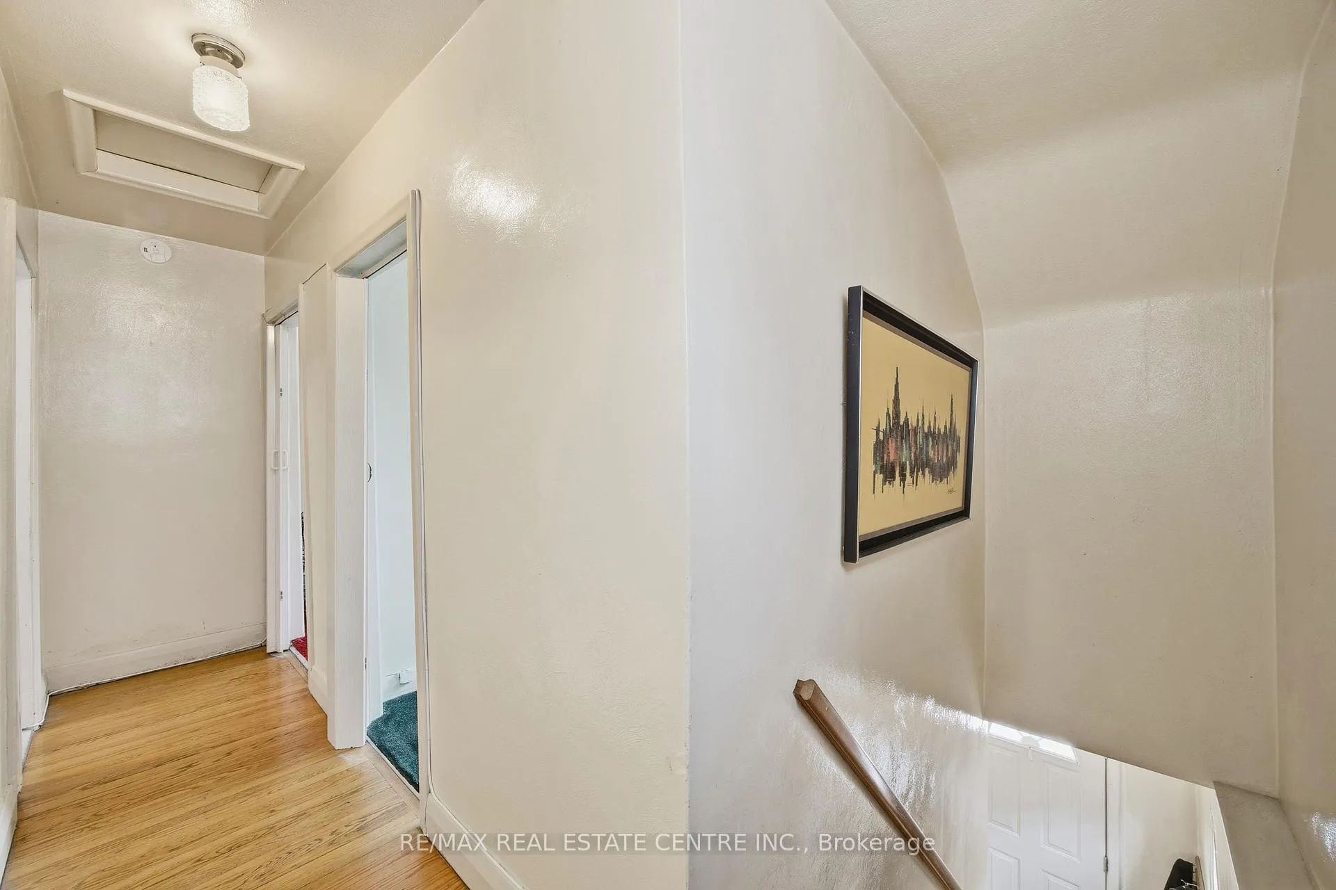 Photo 19 of 15 Cliff Street, Toronto, Rockcliffe-Smythe — HOMEH