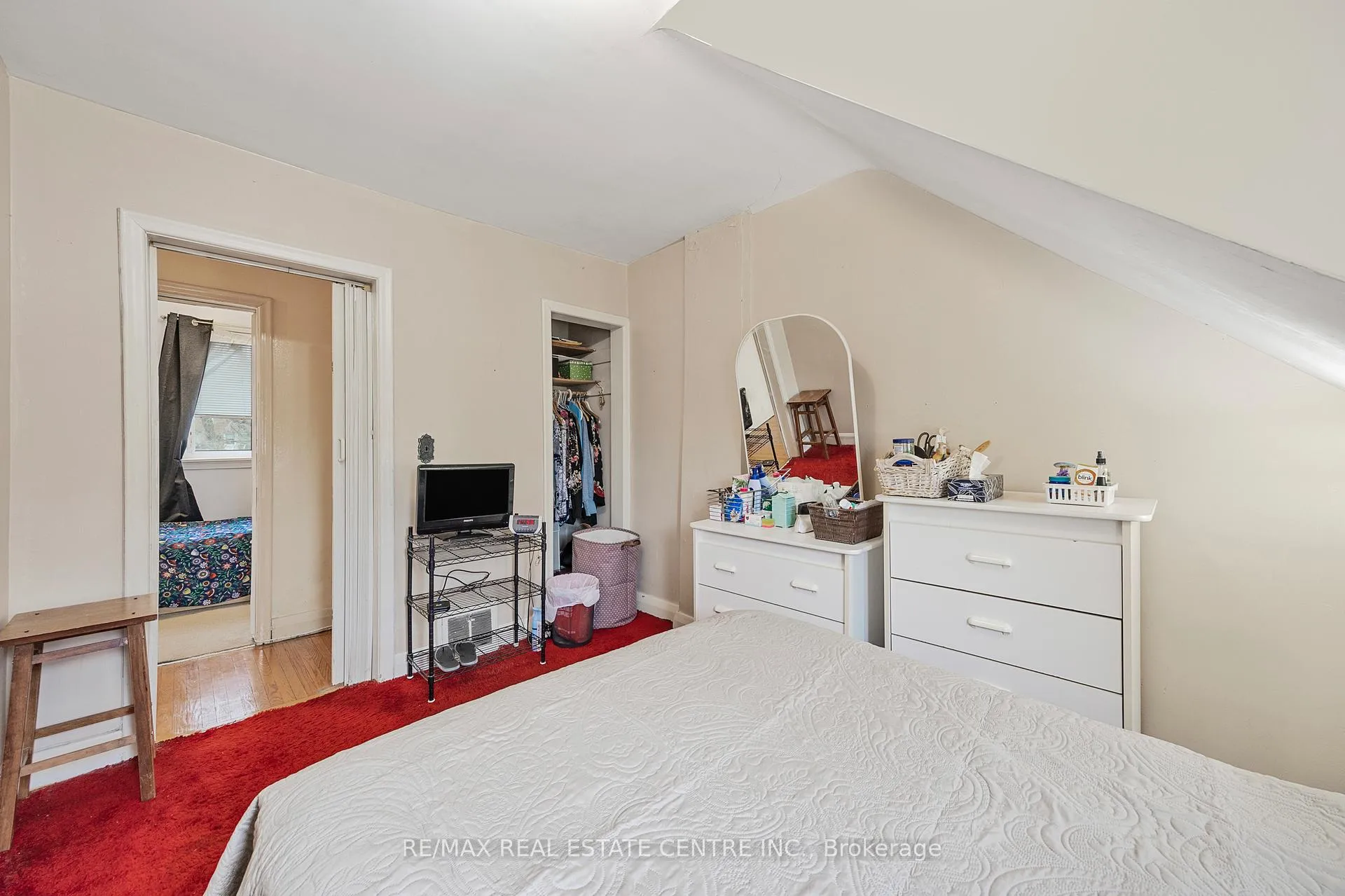 Photo 29 of 15 Cliff Street, Toronto, Rockcliffe-Smythe — HOMEH