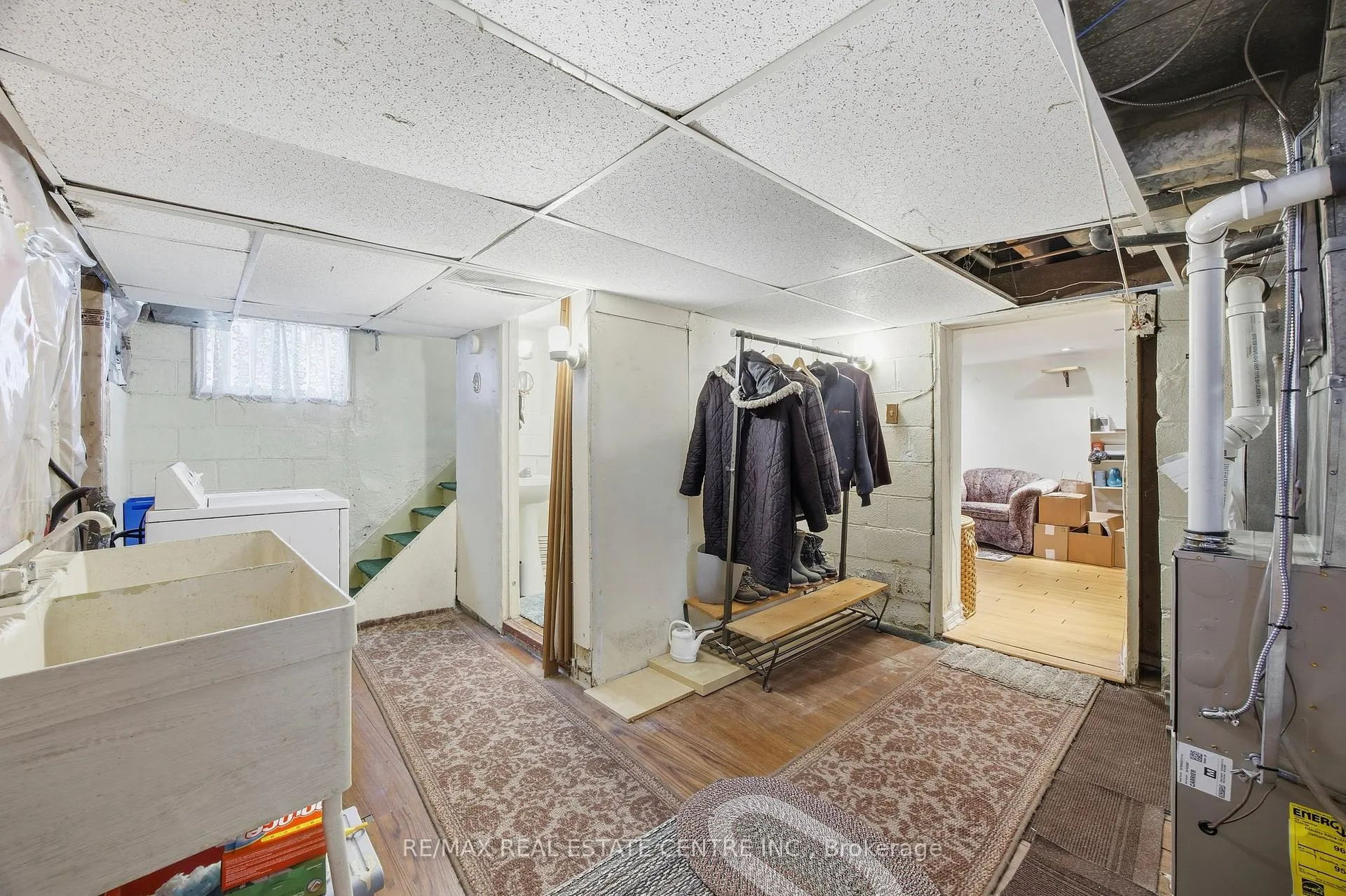 Photo 34 of 15 Cliff Street, Toronto, Rockcliffe-Smythe — HOMEH